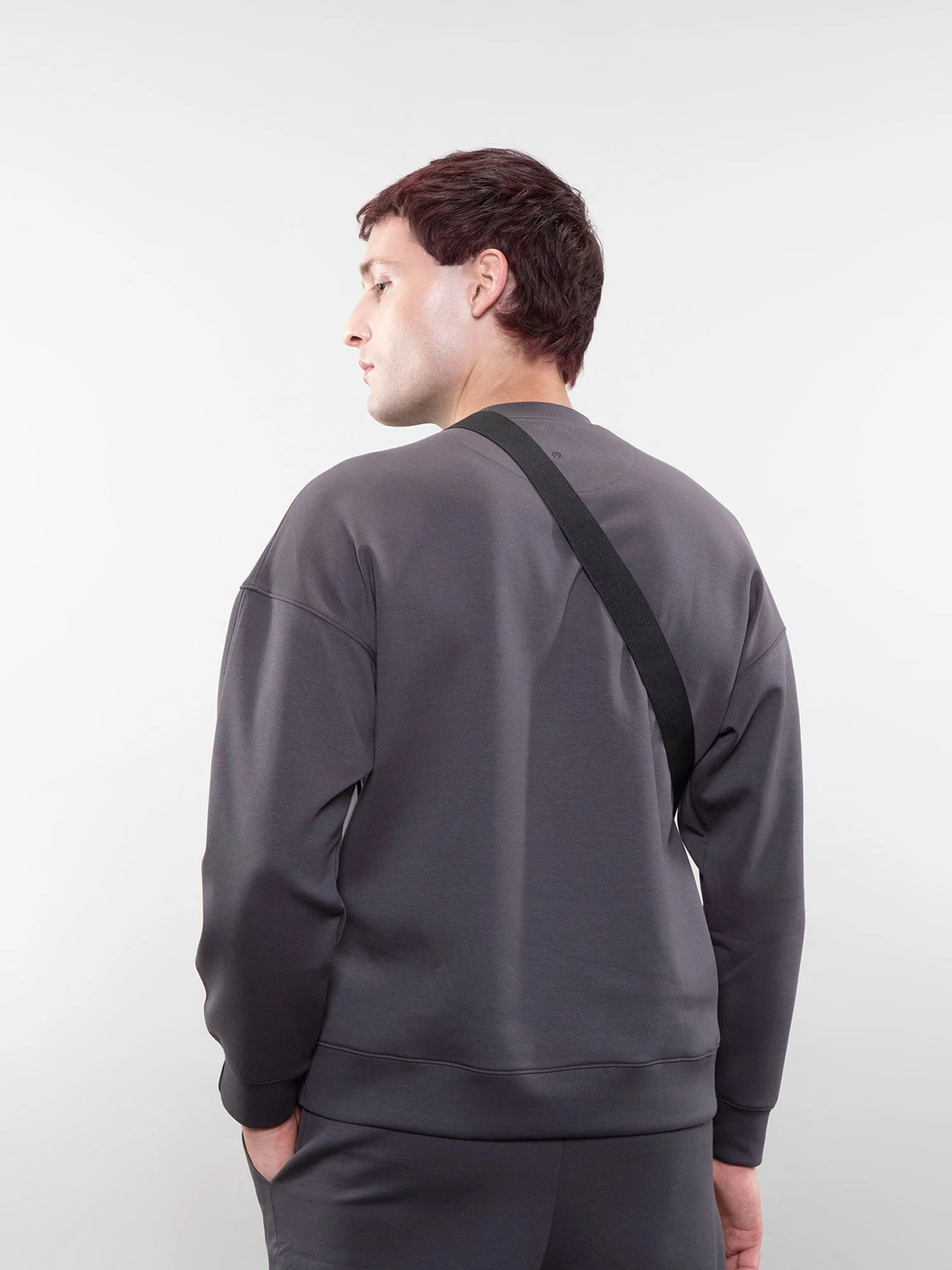 Crewneck sweatshirt - Image 24