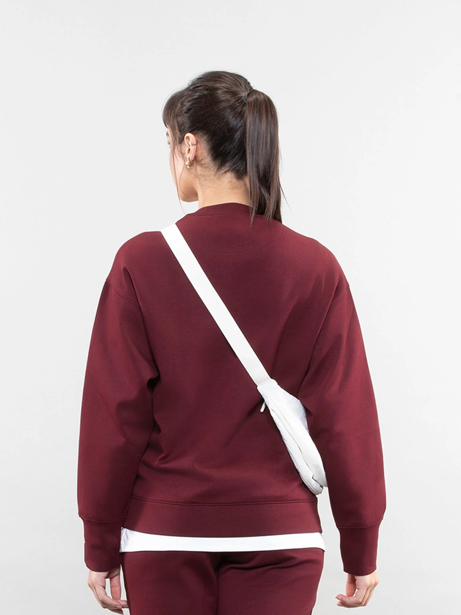 Crewneck sweatshirt - Image 19