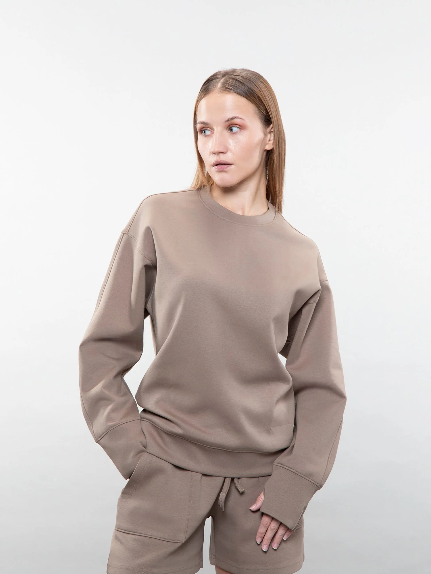Crewneck sweatshirt - Image 6
