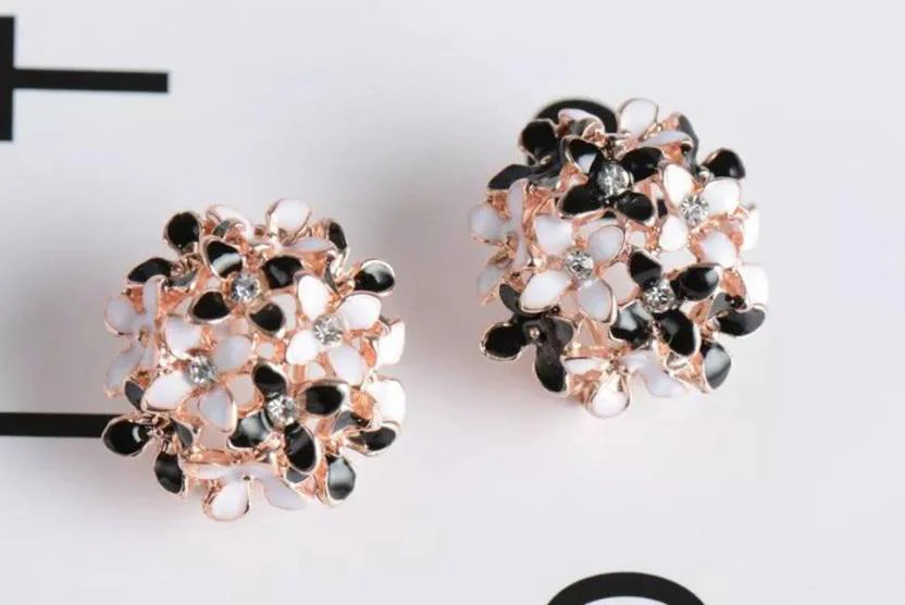 Crystal Four Leaf Clover Stud Earrings, Copper Tops Earrings For Women And Girls - Image 5