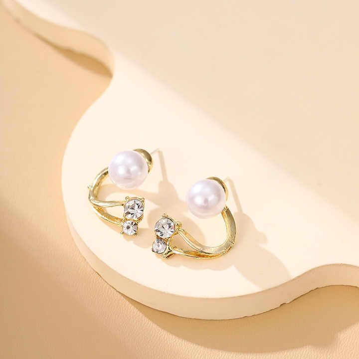 Crystal Glow Stud Earring