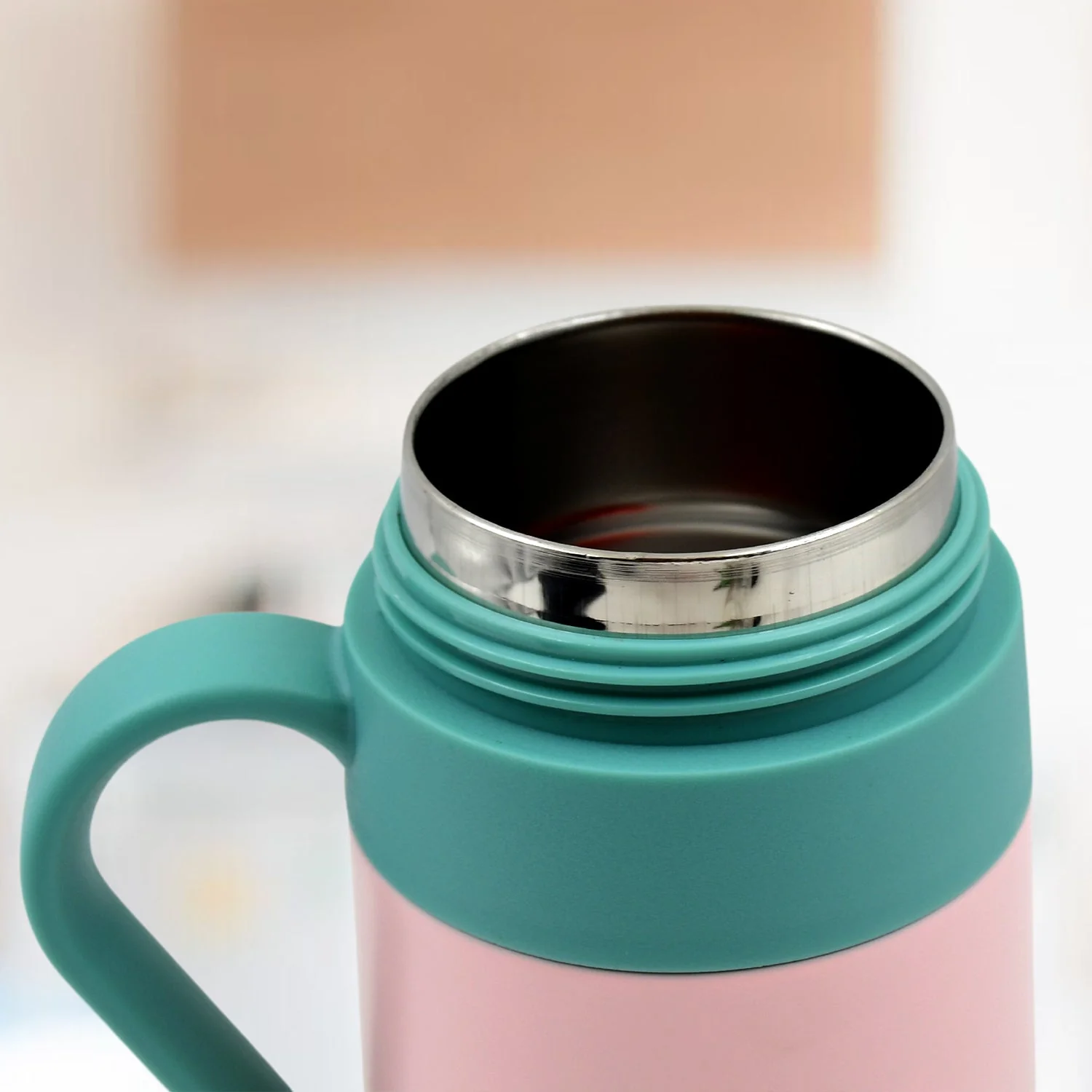CuteSip: Smart LED Vacuum Bottle (600ml) – Cute Bear Design, Temperature Display & Gift-Ready Packaging - Image 6