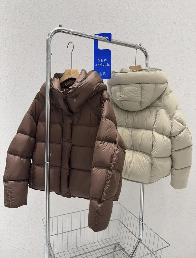Dakota Puffer Jacket With Hoodie - Image 17