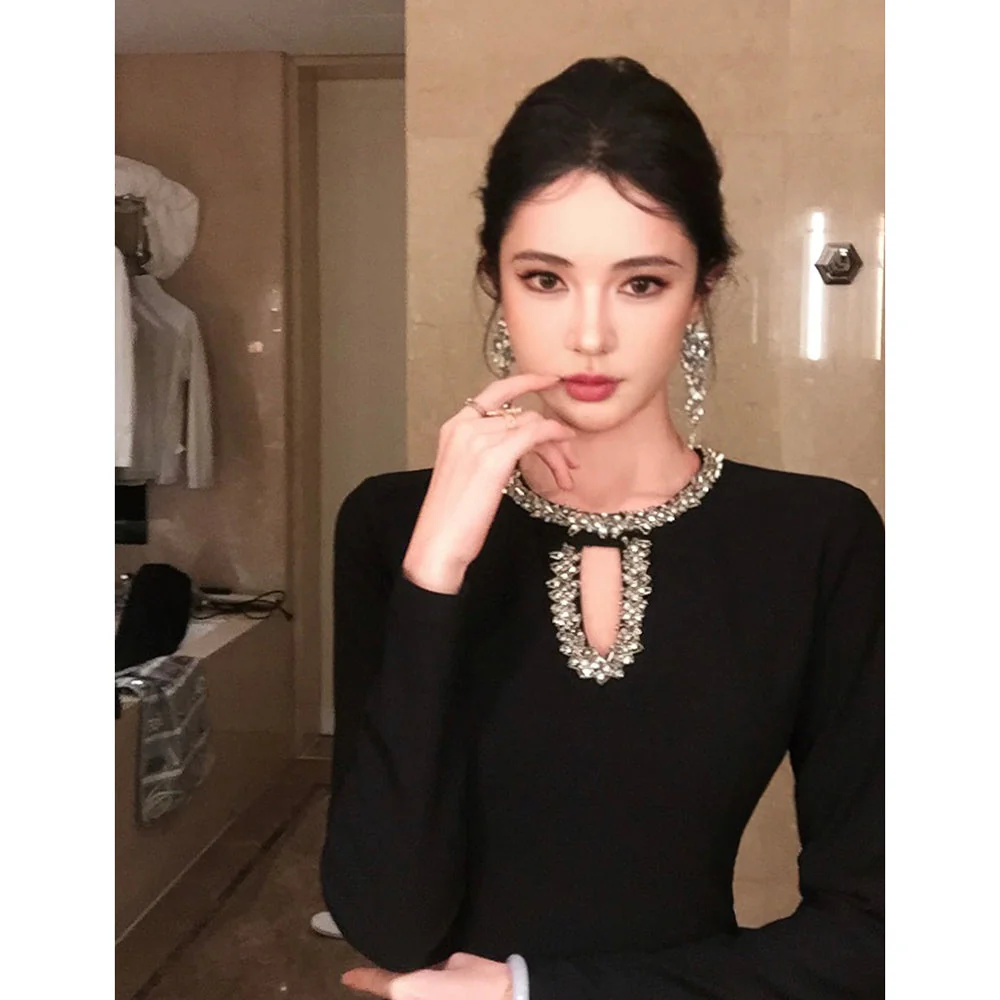 Daphne Embellished Neck Gown - Image 4