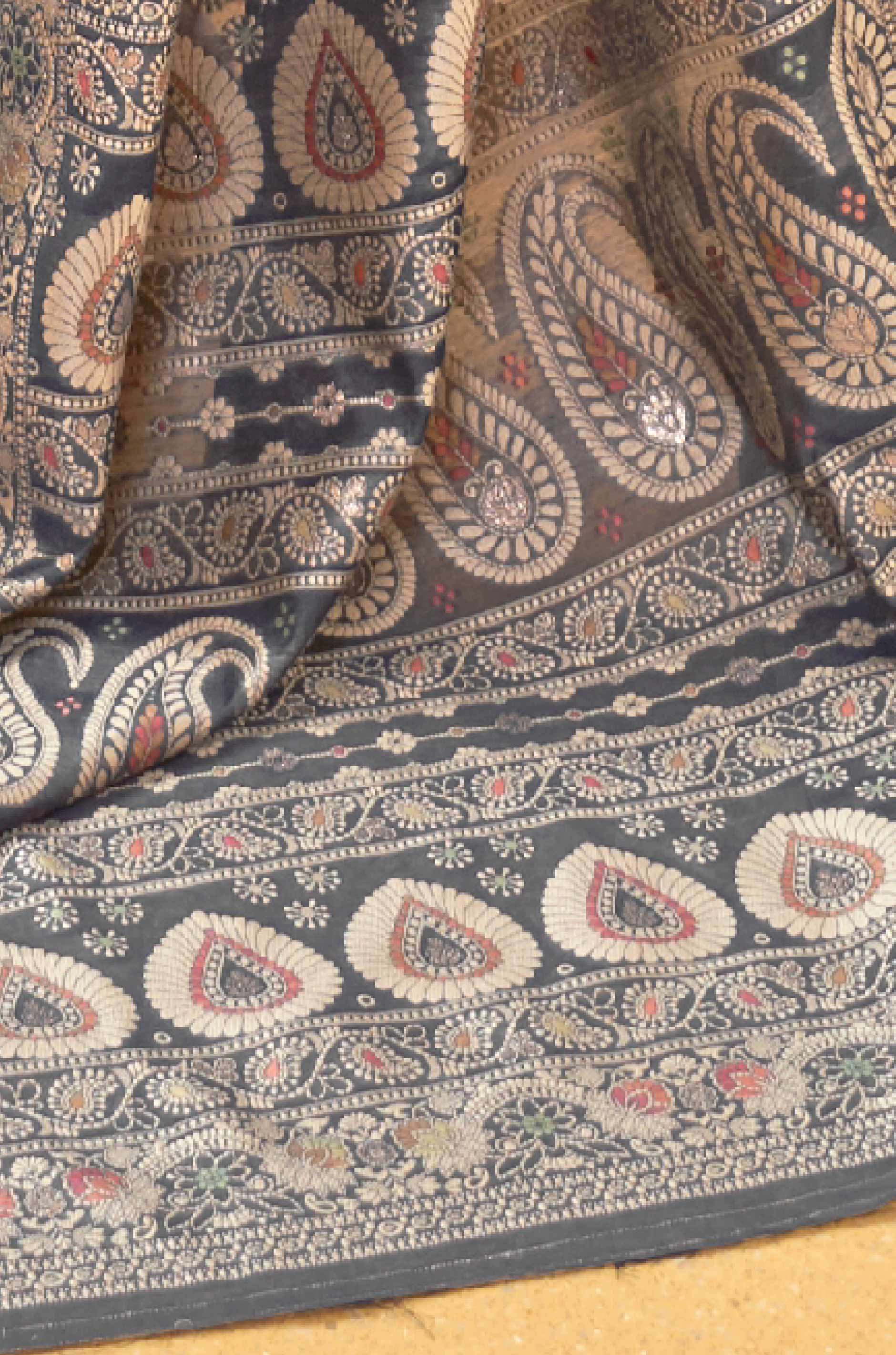 Dark Grey Woven Chikankari Lucknowi Saree - Image 2