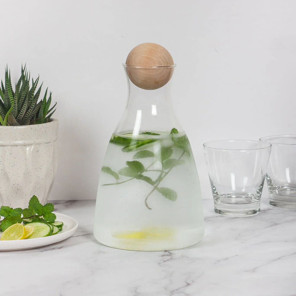 Decanter with wooden ball - Image 2