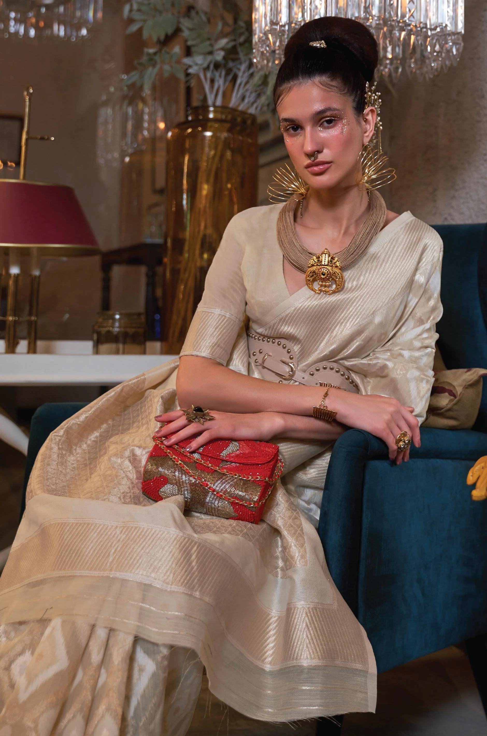 Deep Cream Woven Linen Saree - Image 5