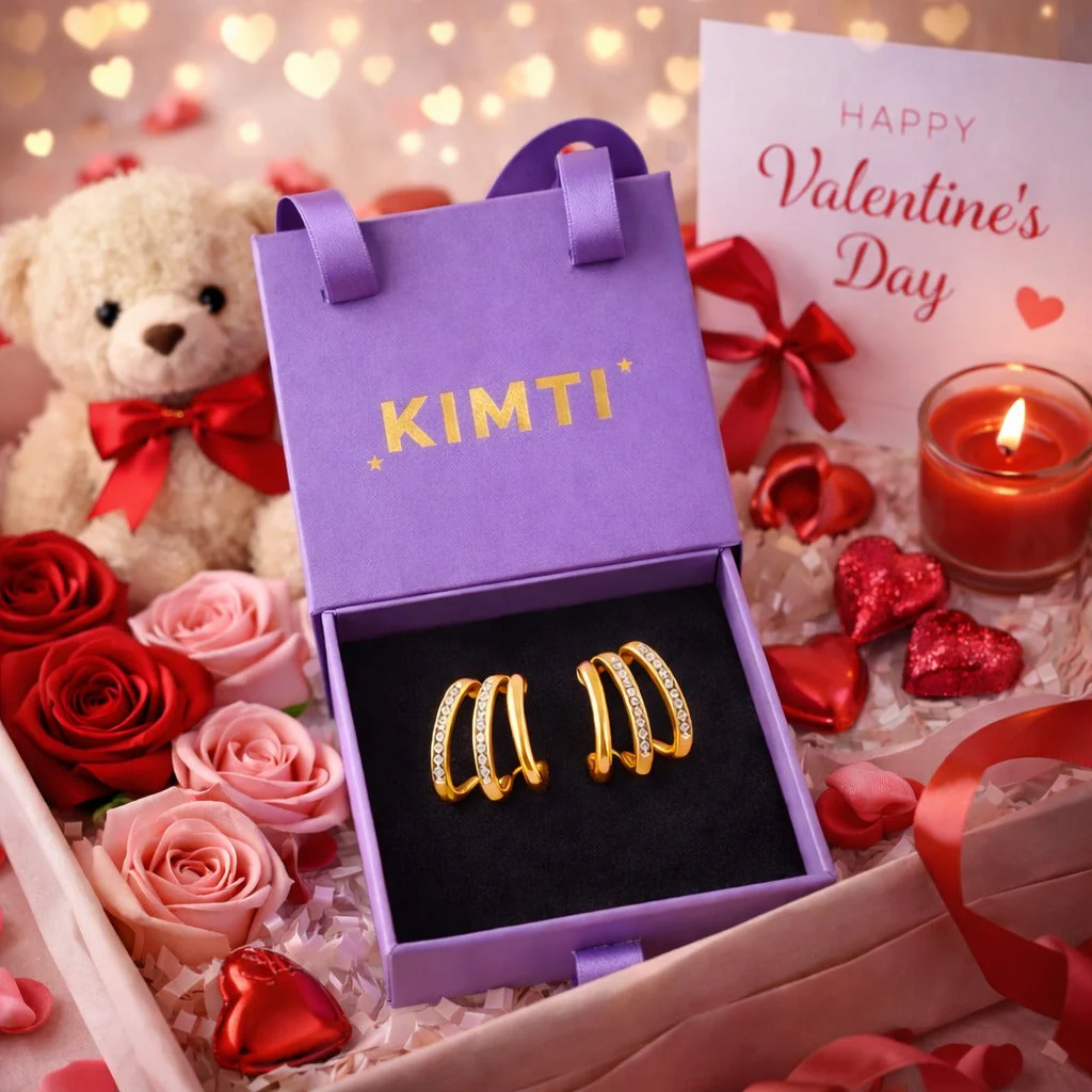 Diamond Four Claw Golden Stud Earring - Image 29