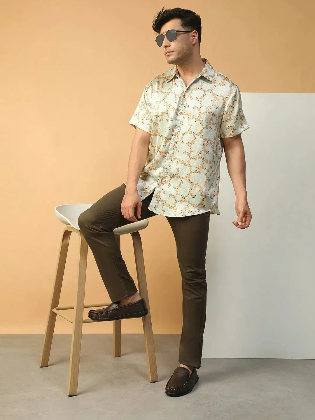 Drip Green Floral Print Collared Short Sleeve Men Oversized Satin Shirt - Image 8