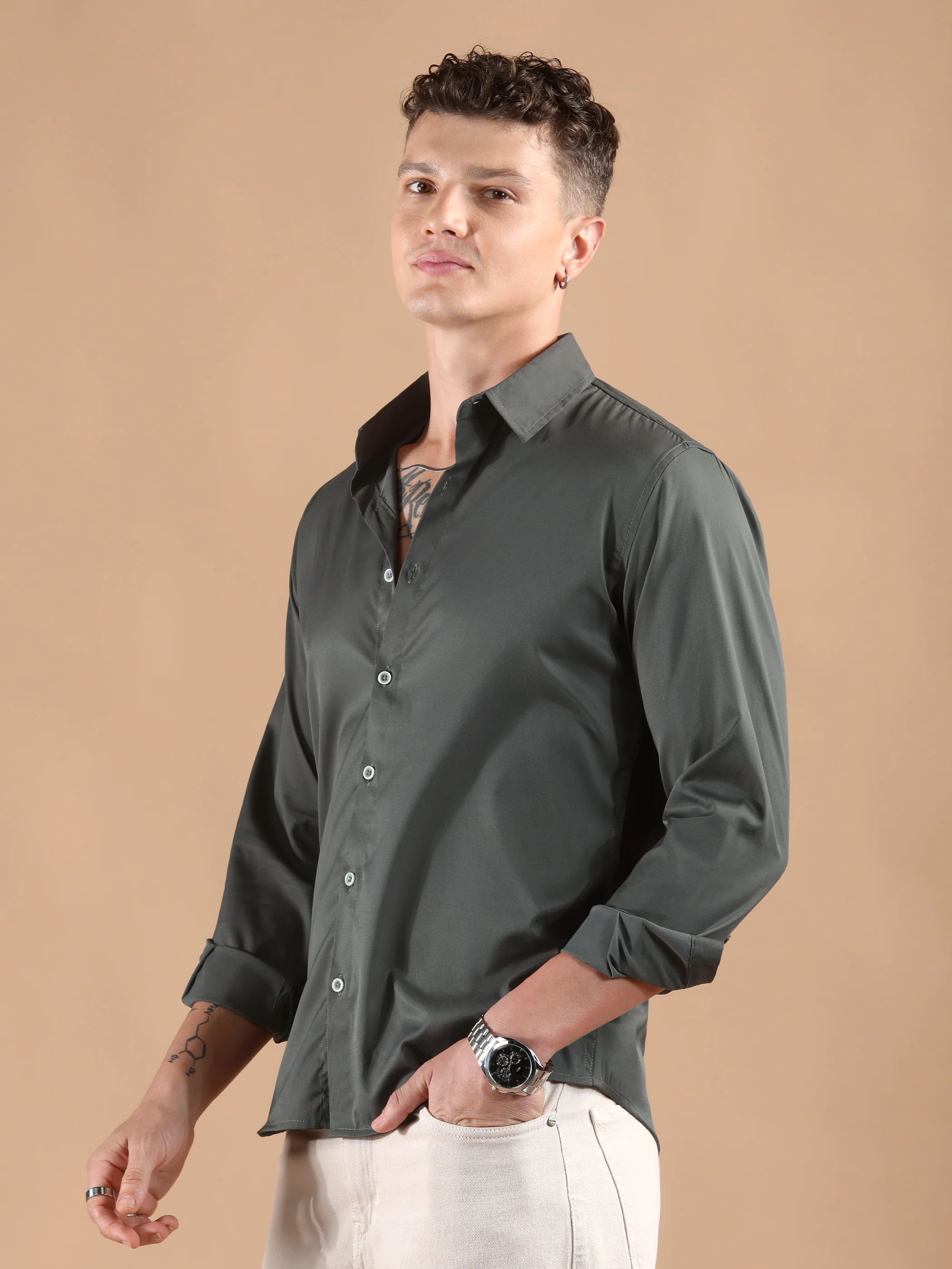 Dusty Pink Solid Regular Fit Shirt - Image 11