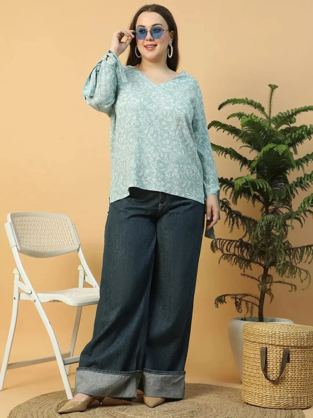 Eccentric Blue Floral Print Long Sleeve With Tie-up Detail Plus Size WomenTop - Image 8