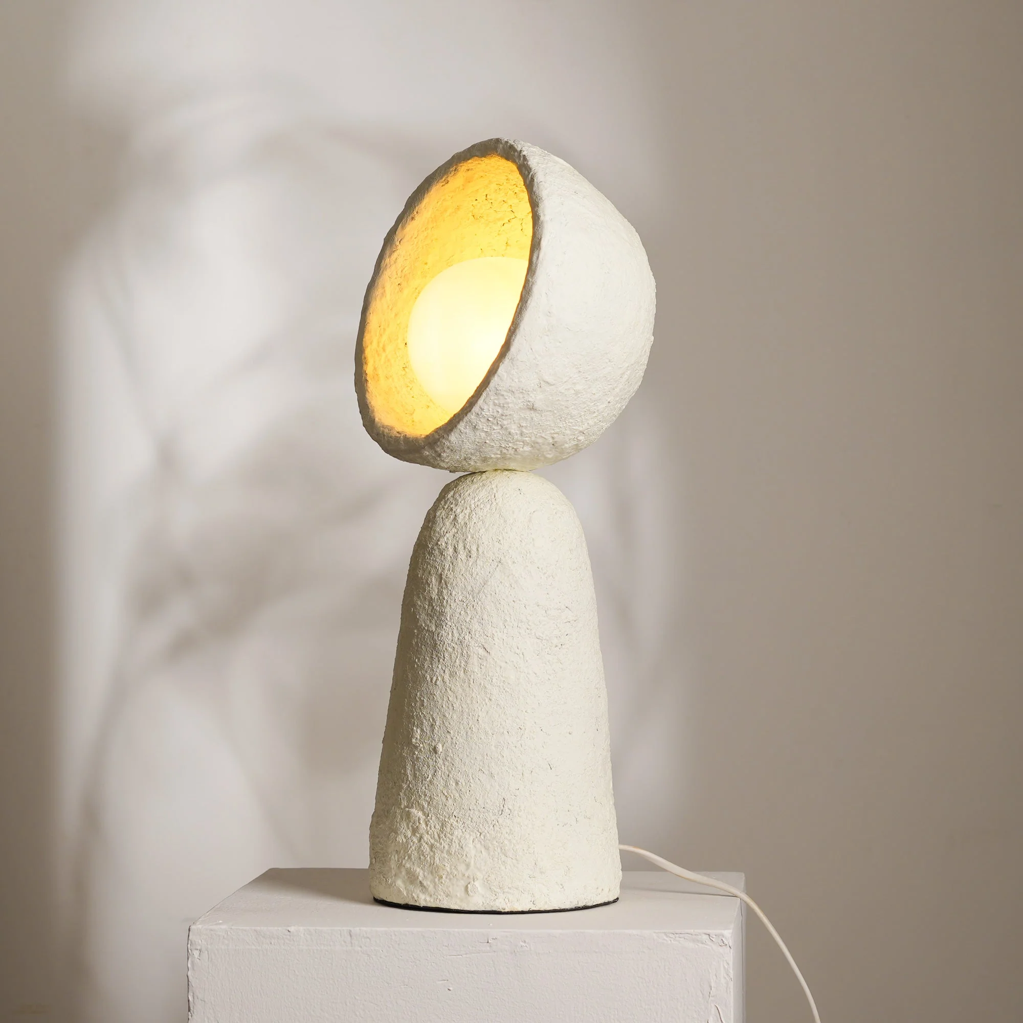 Echo Sphere Table Lamp - Image 4