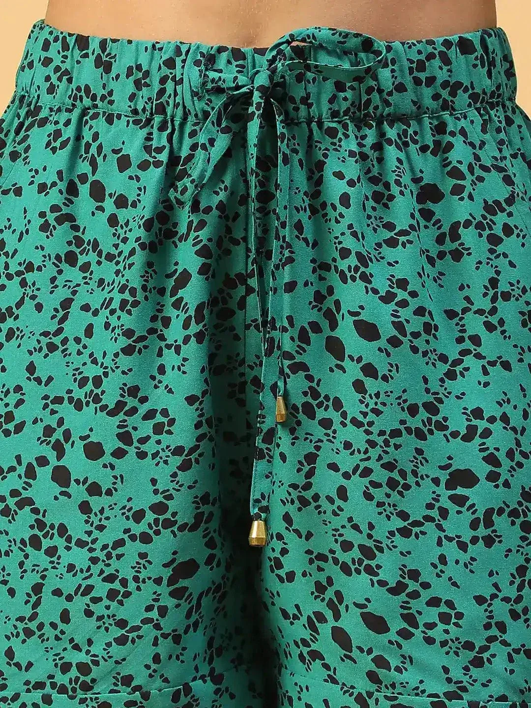 Elite Green Printed Elasticated Waist with Tie-Up Detail Women Nightwear Shorts - Image 6