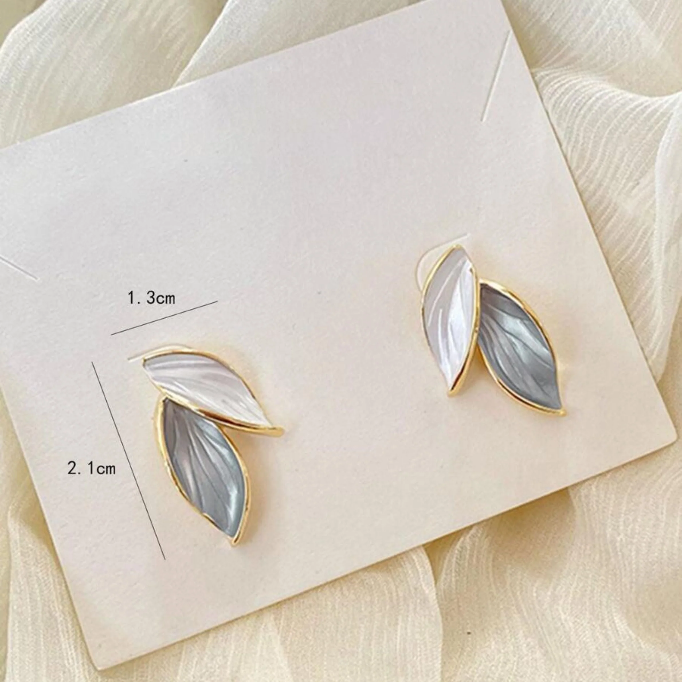 Enchanted Leaf Charms Stud Earring - Image 4