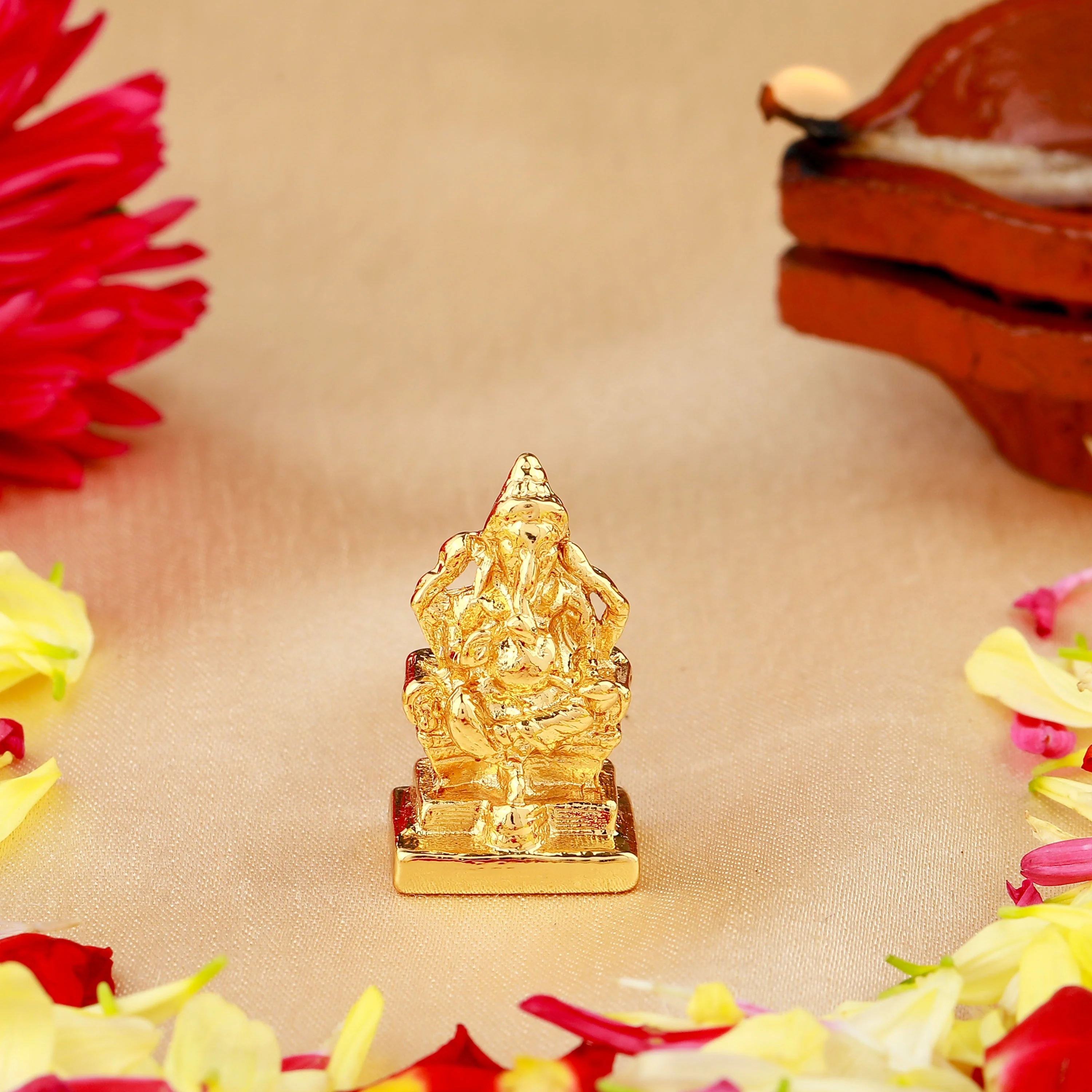 Estele Gold Plated Divine Ganesh Idol