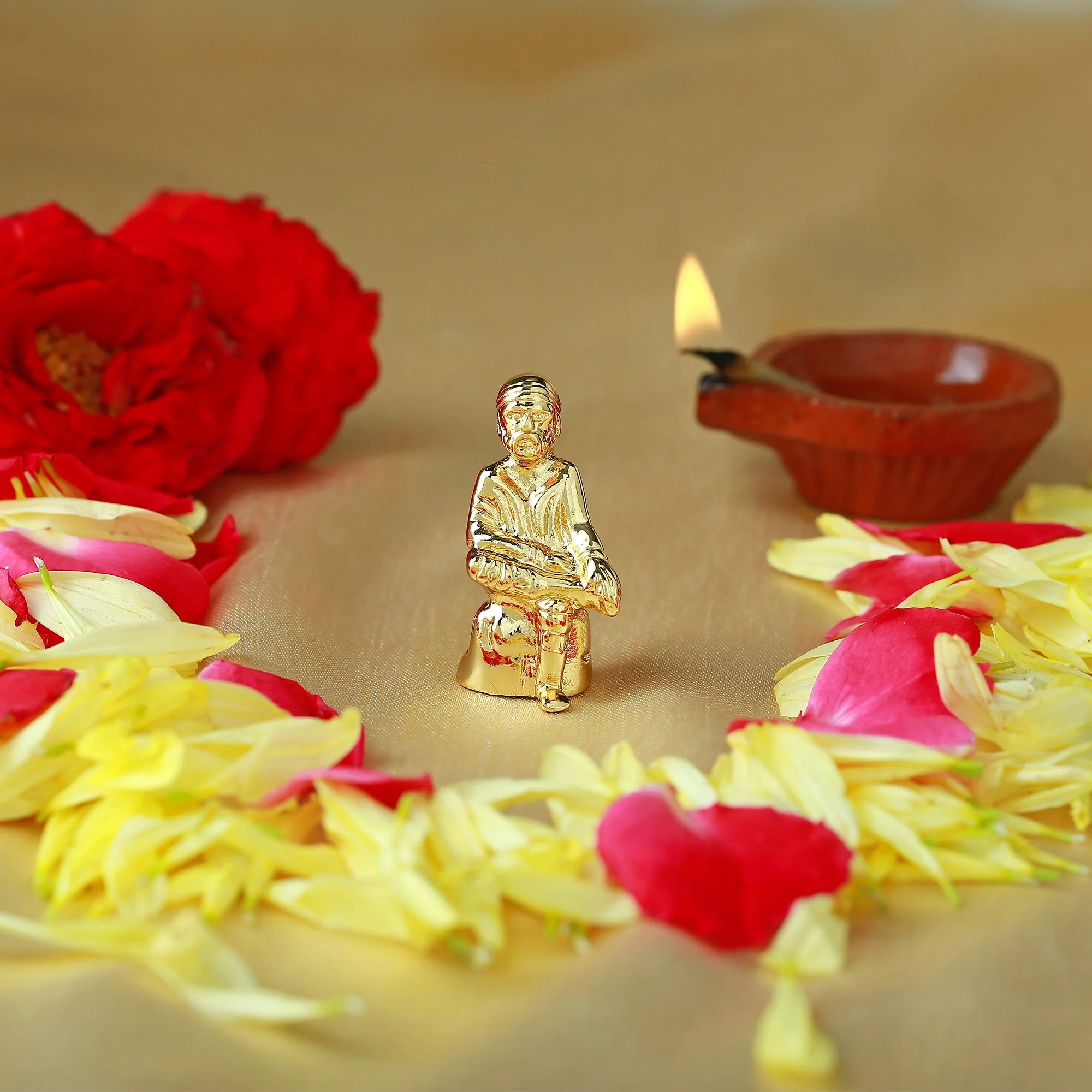 Estele Gold Plated Divine Lord Sai Baba Idol - Image 2