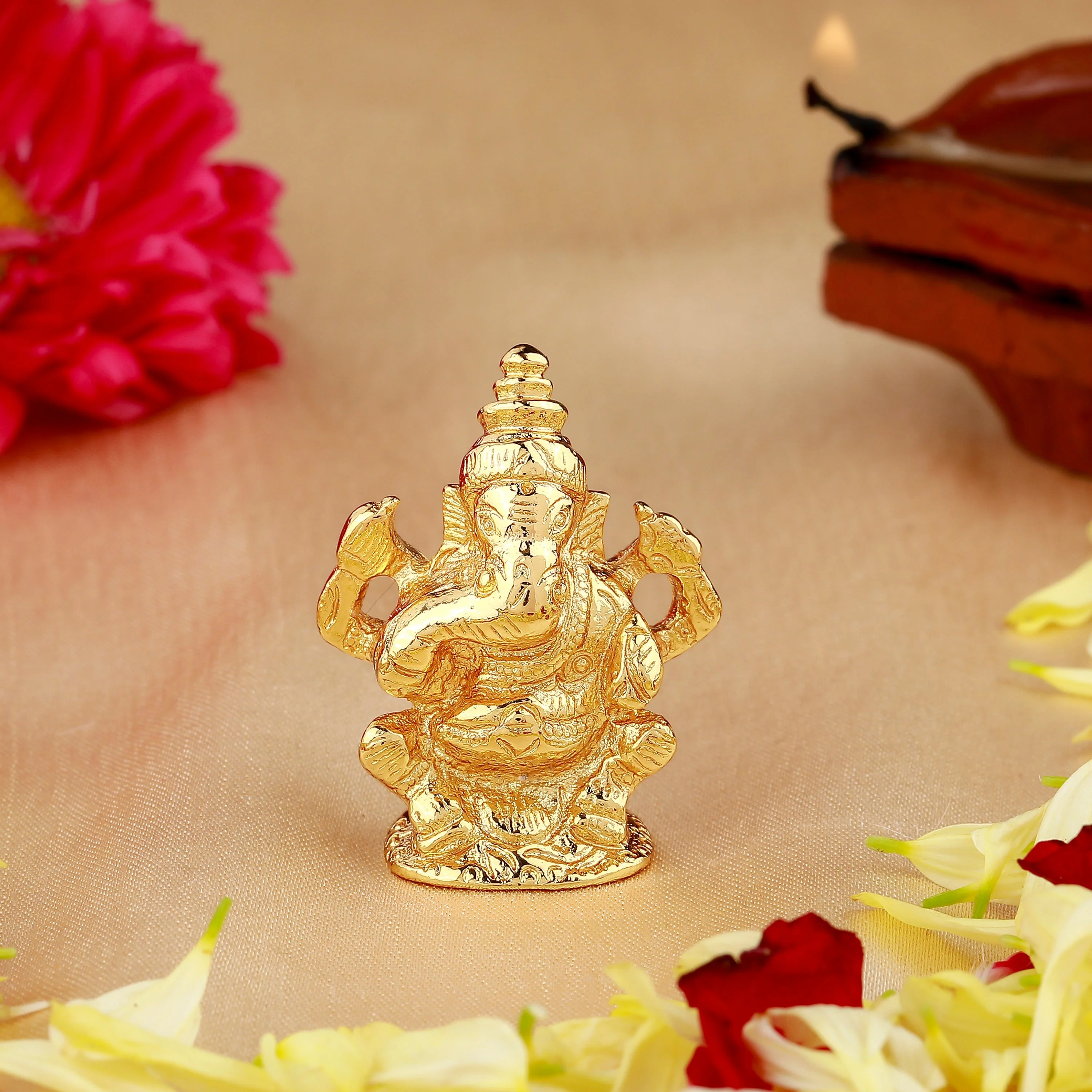 Estele Gold Plated Lord Ganesha Idol