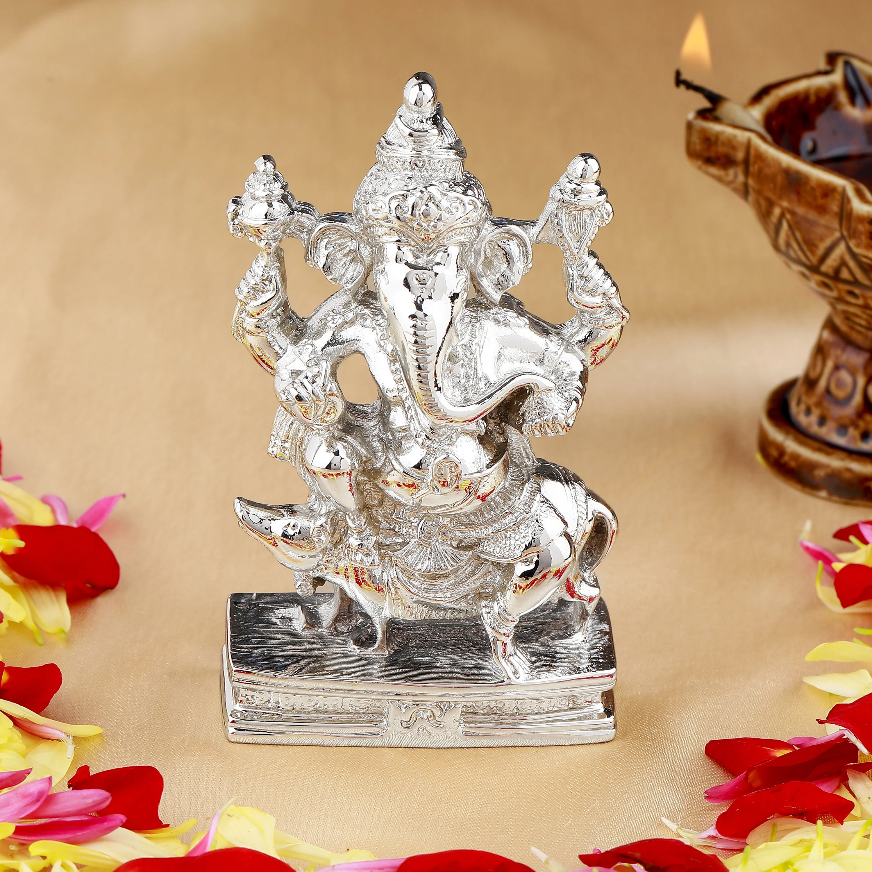 Estele Rhodium Plated Lord Ganesha Idol