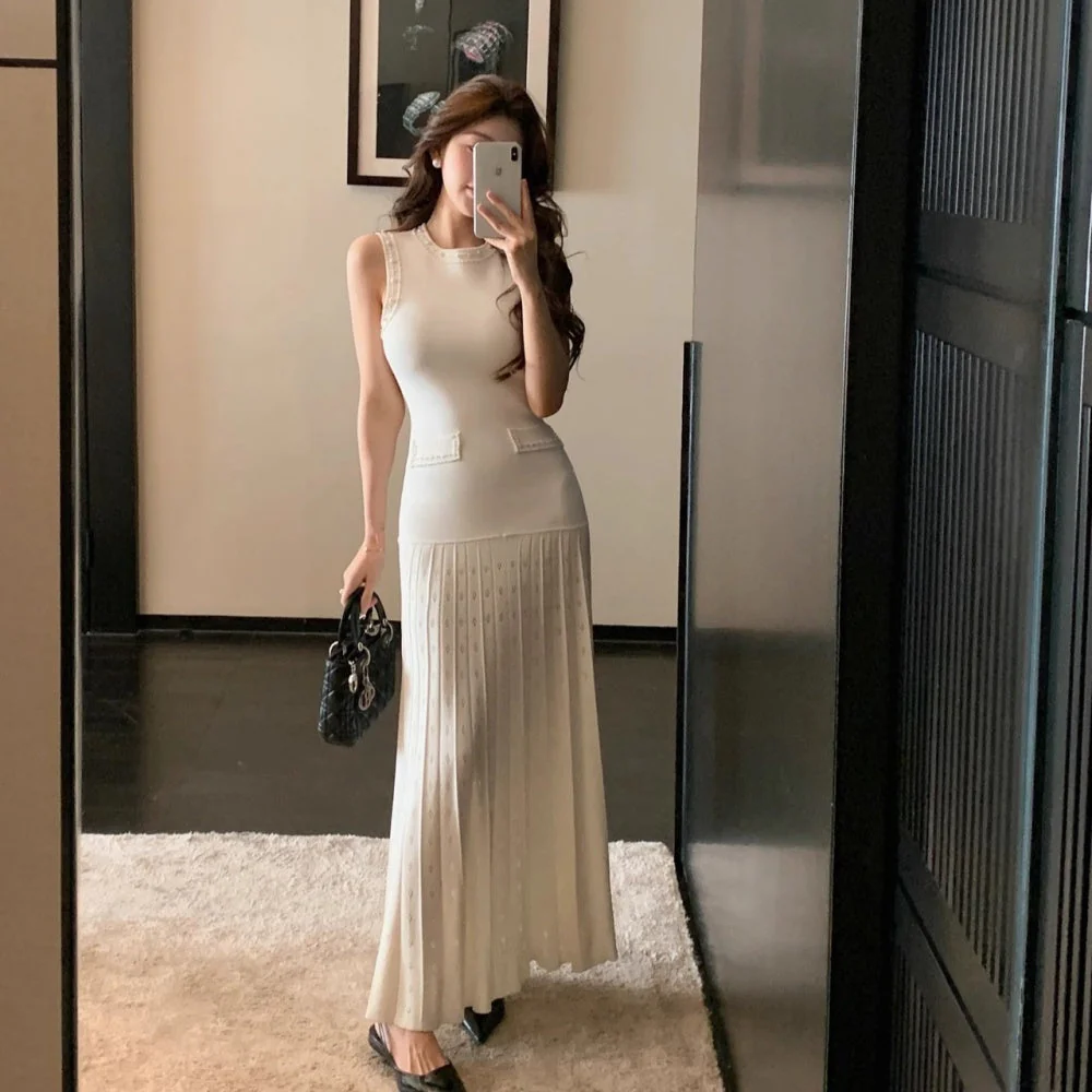 Everlee Luxe Knit Dress - Image 9