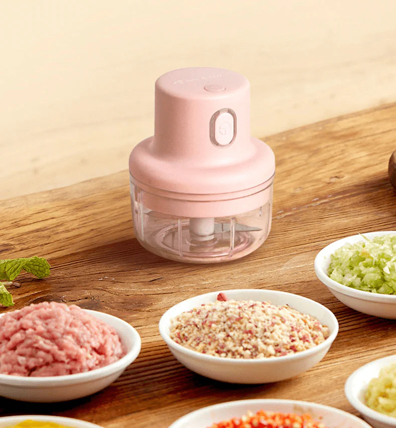 EZChop: Rechargeable Mini Electric Chopper for Vegetables, Fruits & Garlic with USB Charging & Portable Food Processor Design - Image 8