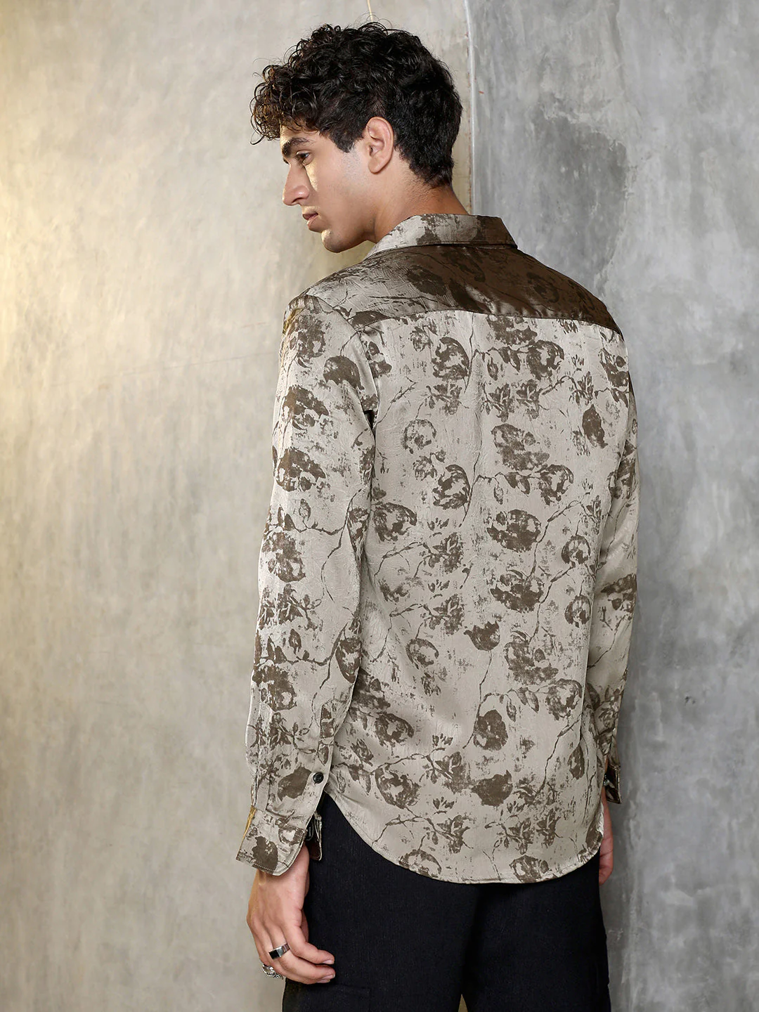 Faded-Flora Jacquard Shirt - Image 4