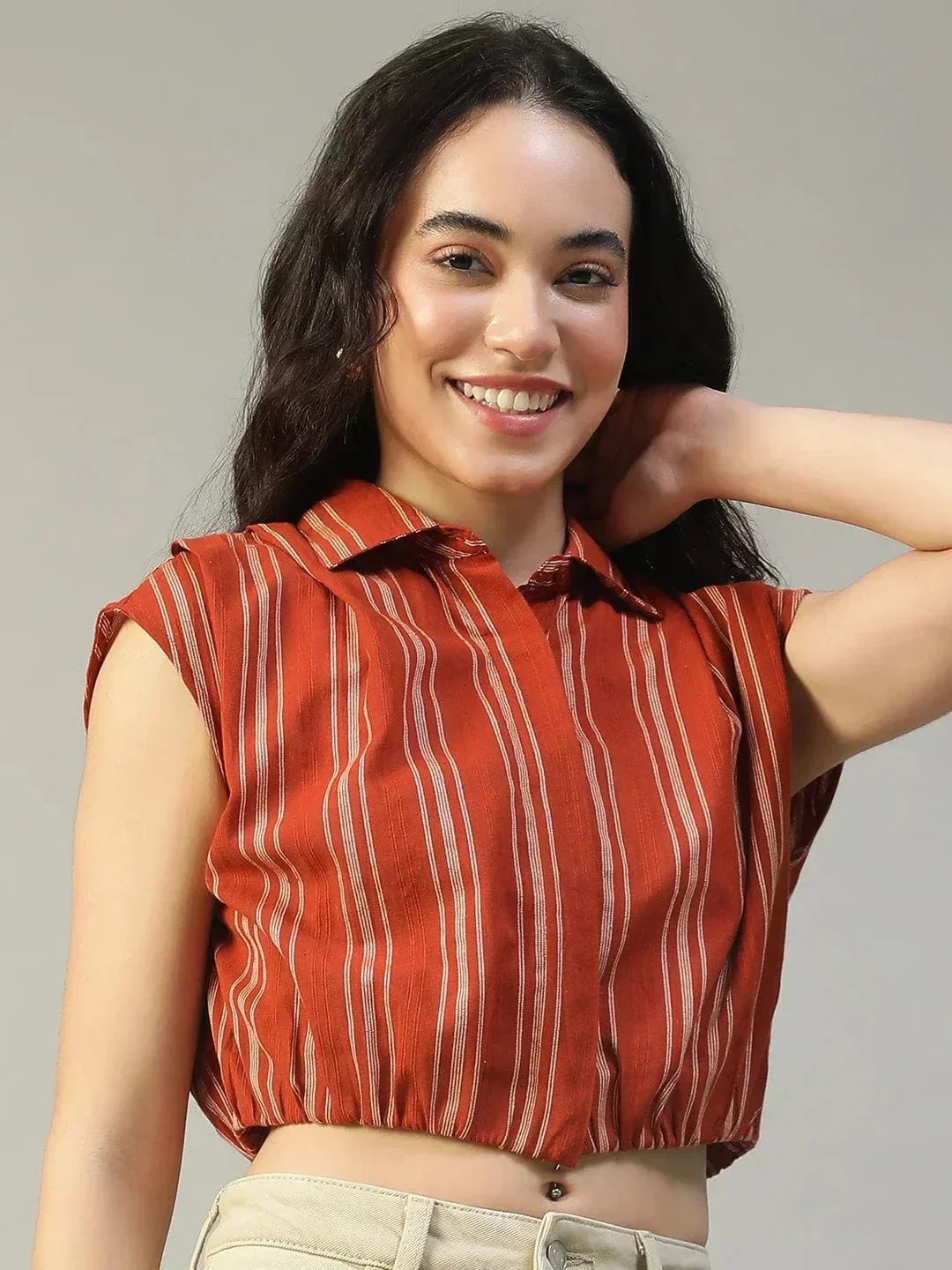 Fence Rust Collared Short Sleeve Button Down Yarn Dyed Women Cotton Crop Shirt - Image 4