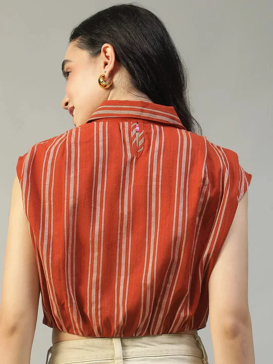 Fence Rust Collared Short Sleeve Button Down Yarn Dyed Women Cotton Crop Shirt - Image 5