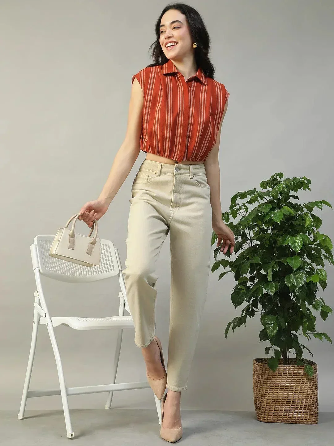 Fence Rust Collared Short Sleeve Button Down Yarn Dyed Women Cotton Crop Shirt - Image 8