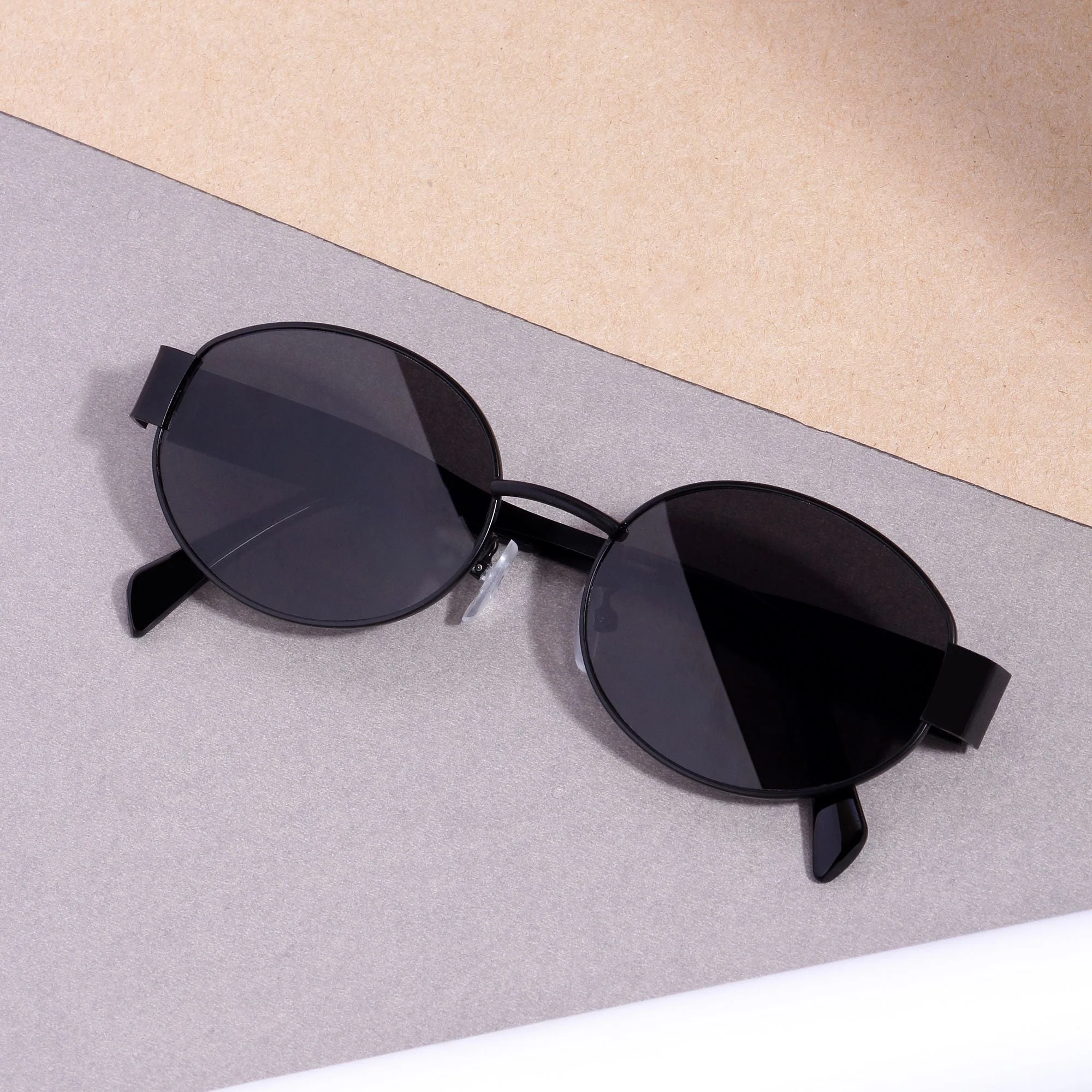 FF2380 Full Black Oval Sunglasses - Image 4