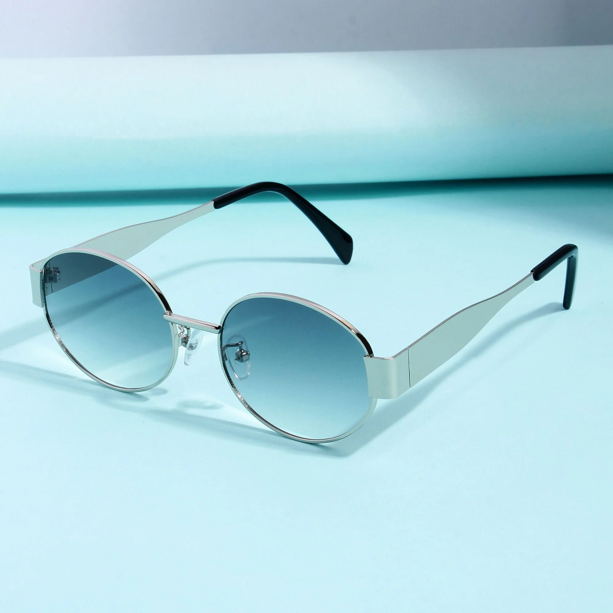 FF2380 Silver Green Gradient Oval Sunglasses