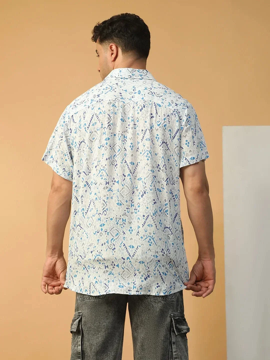 Flexer Abstract Print Multicolor Collared Short Sleeve Men Oversized Shirt - Image 6