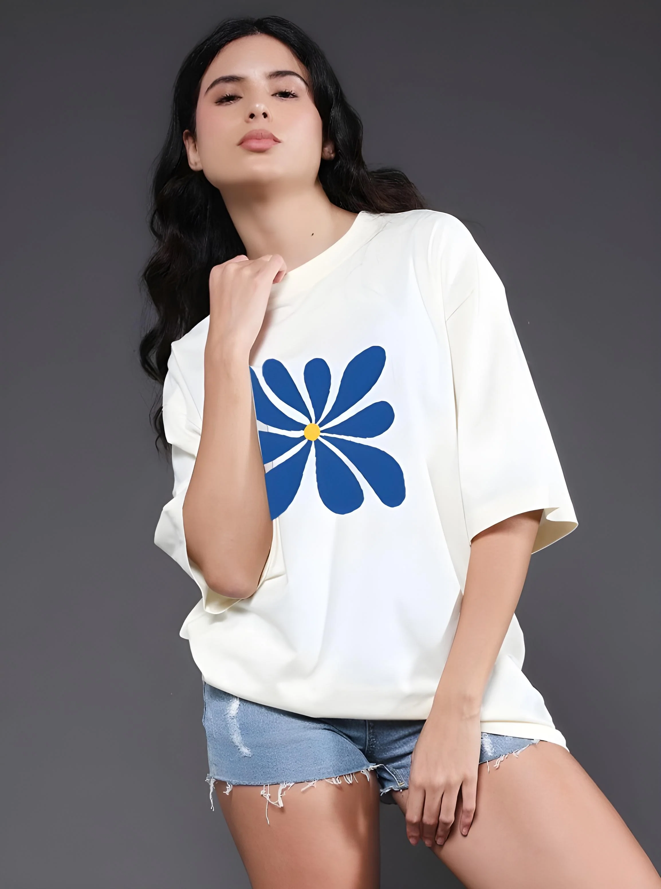 Floral: Oversized T-shirt - Image 2