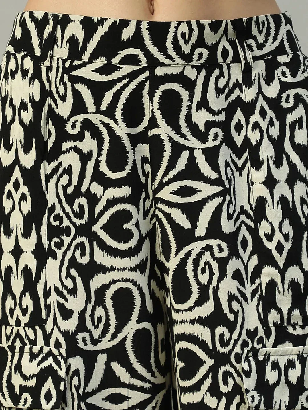 Formost Black Print Elasticated Crargo Style Women Pant - Image 6