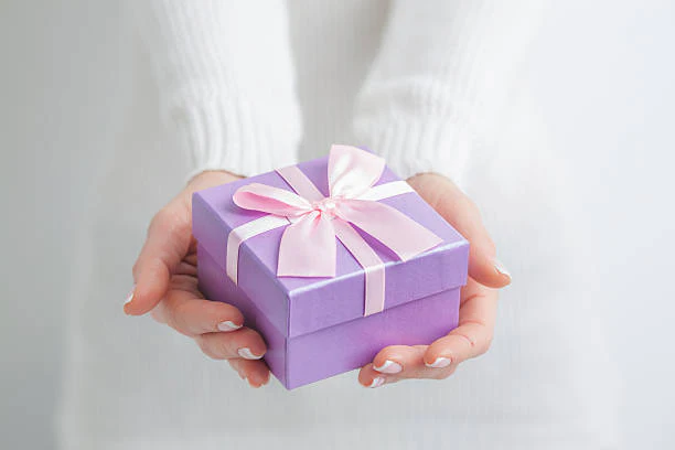 Free Gift - Image 6