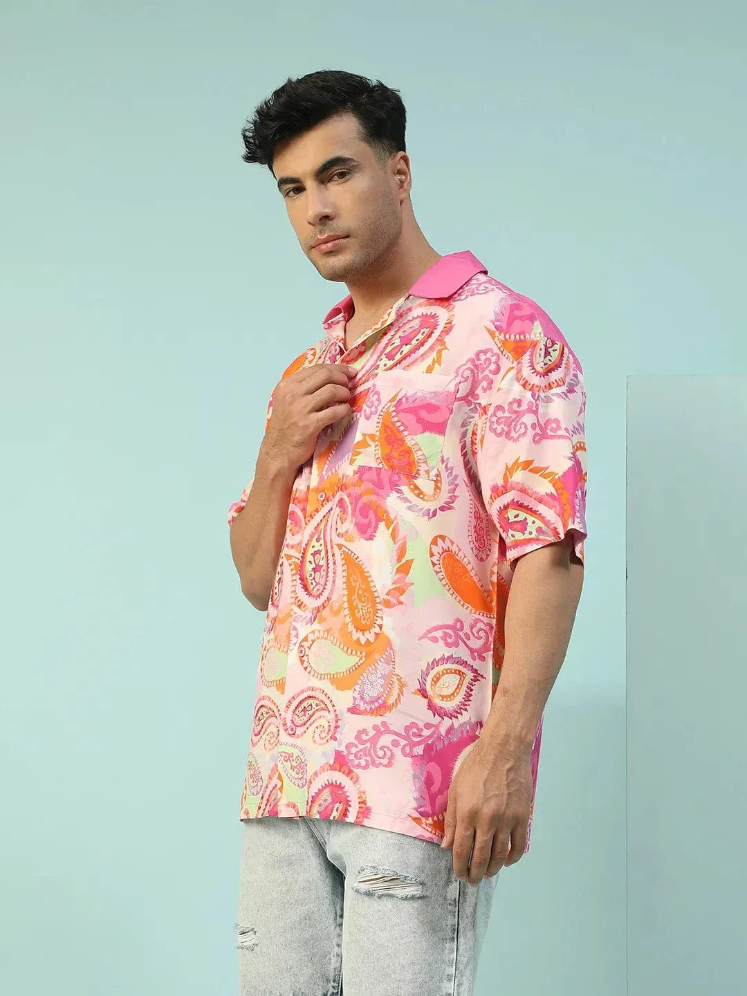 Fresh Paisley Print Multicolor Lapel Collar Short Sleeve Men Oversized Shirt - Image 3