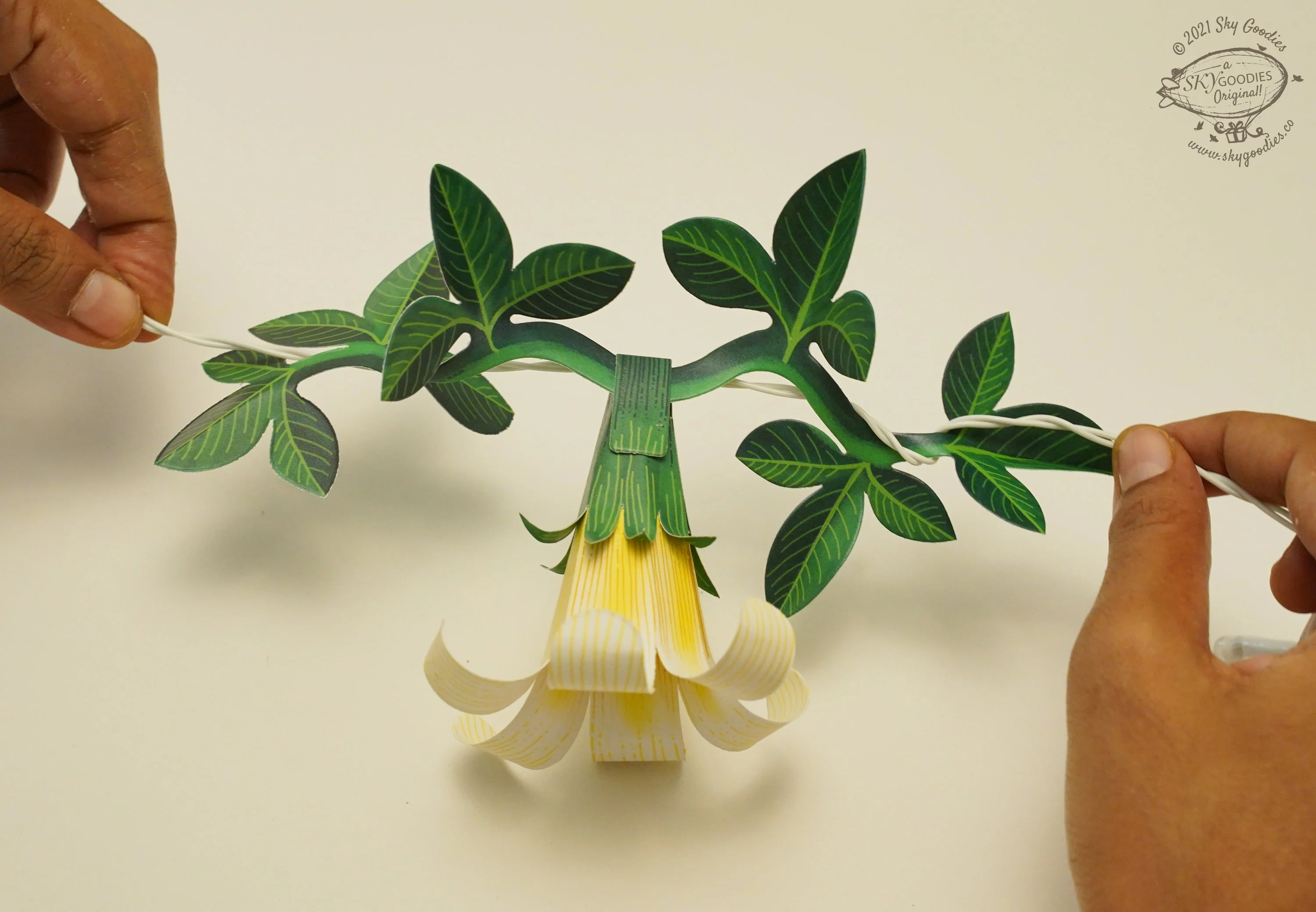 Ganpati Decor Combo Saver 3 - DIY Ganpati + White Flower Fairy Lights + 2 Banana Trees - Image 8