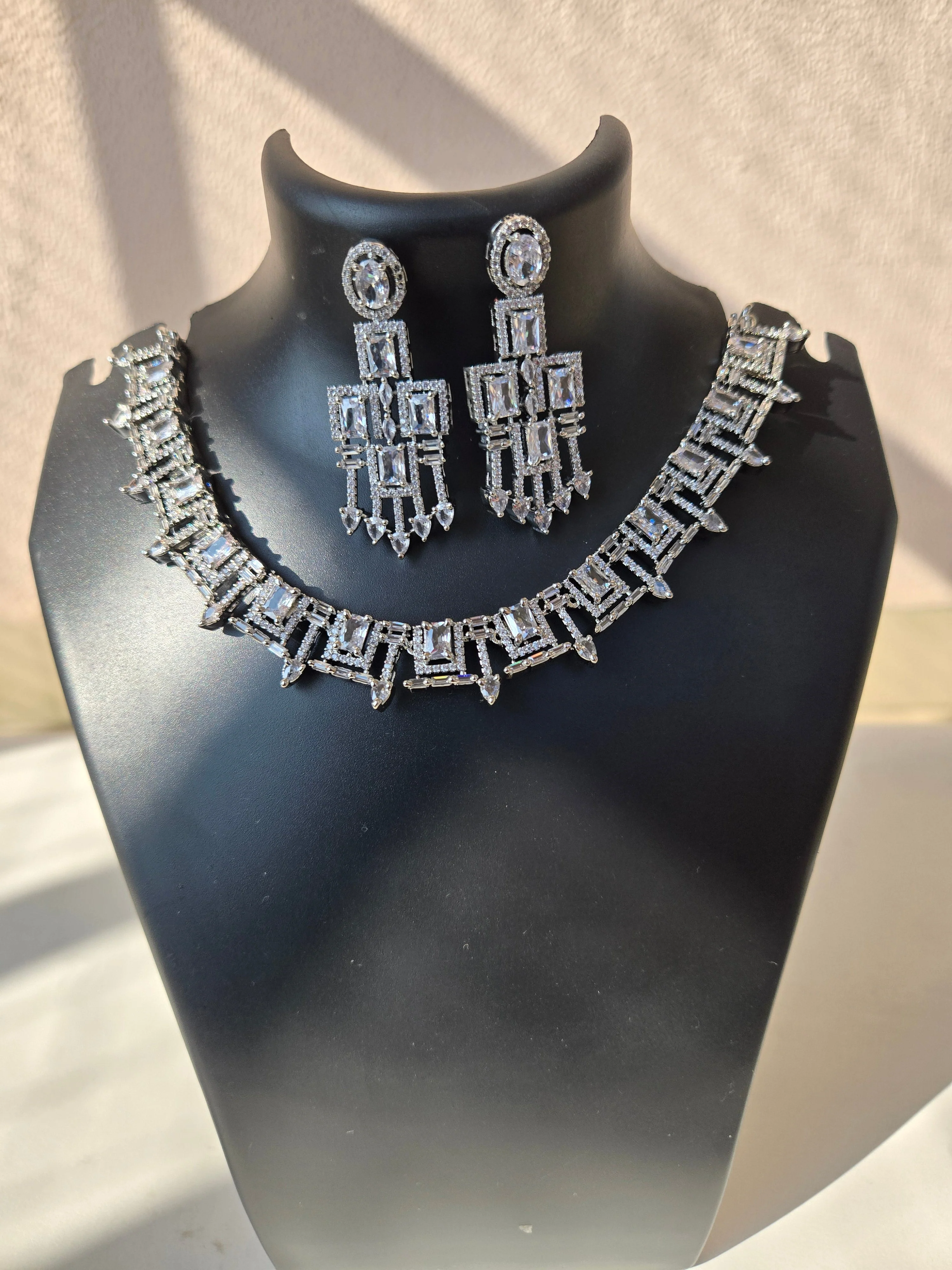 Glam: Geometric American Diamond Set : White - Image 2