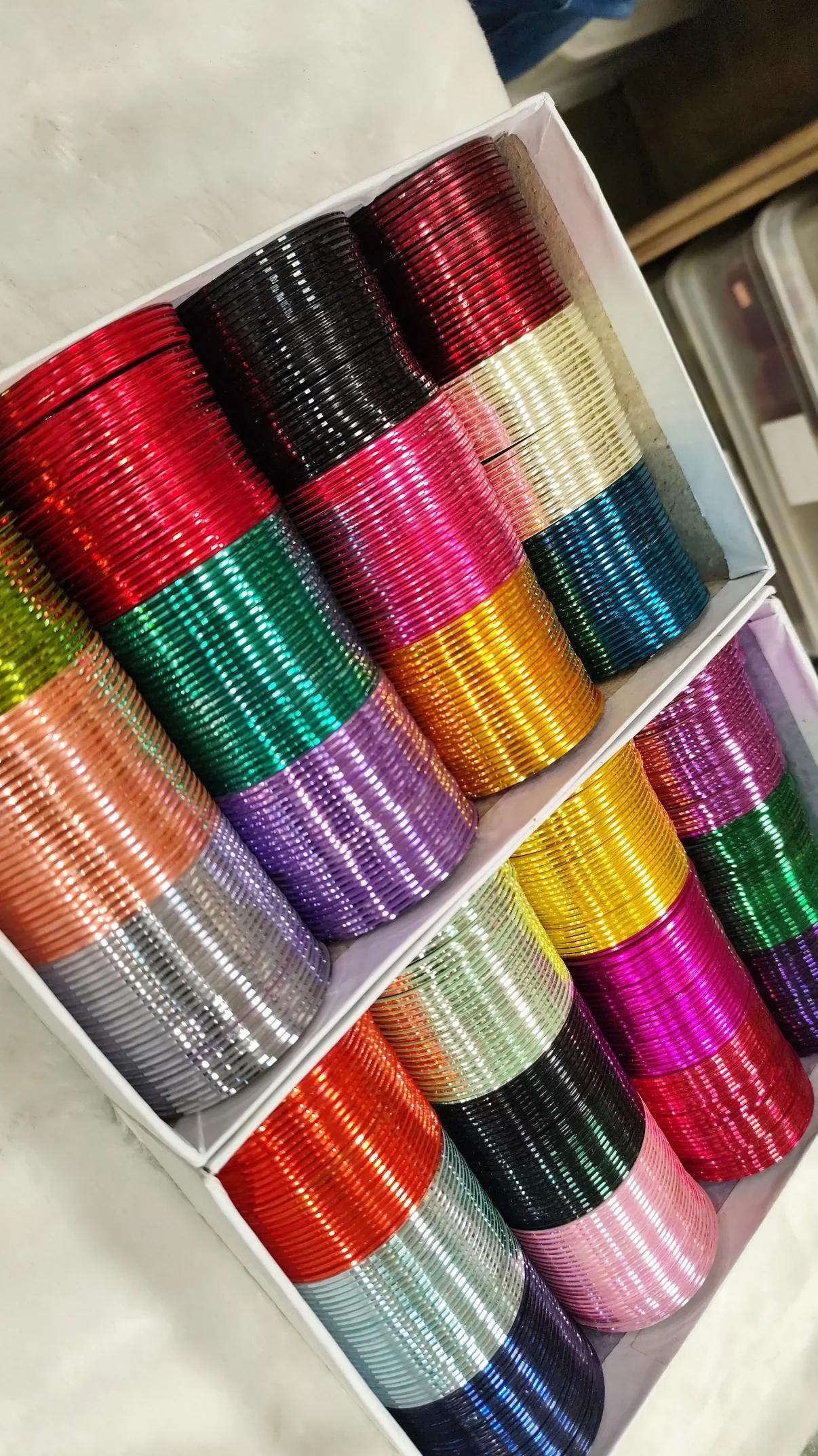 Glossy bangles 48 dozen - Image 3