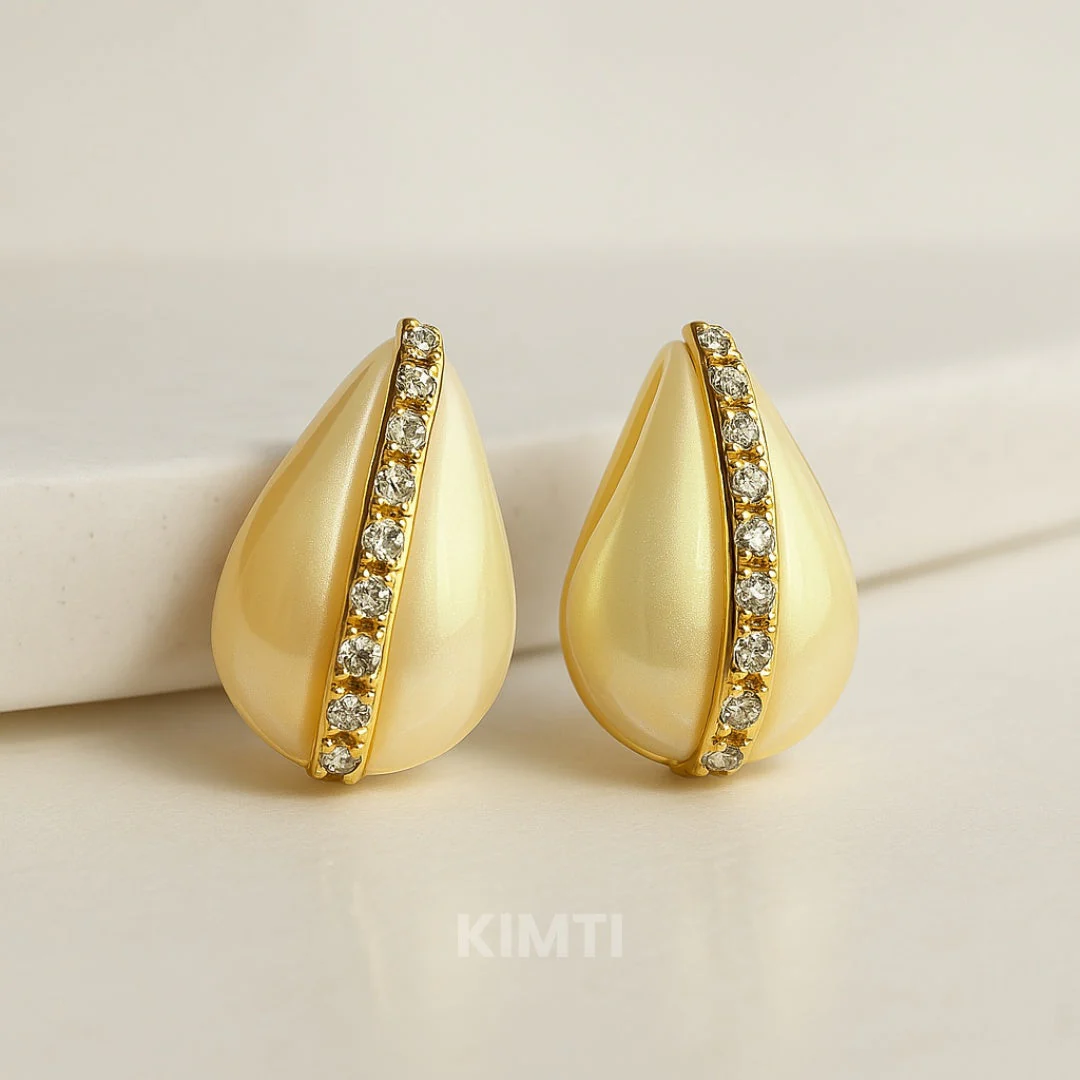 Gold Pearl Drop Stud Earring