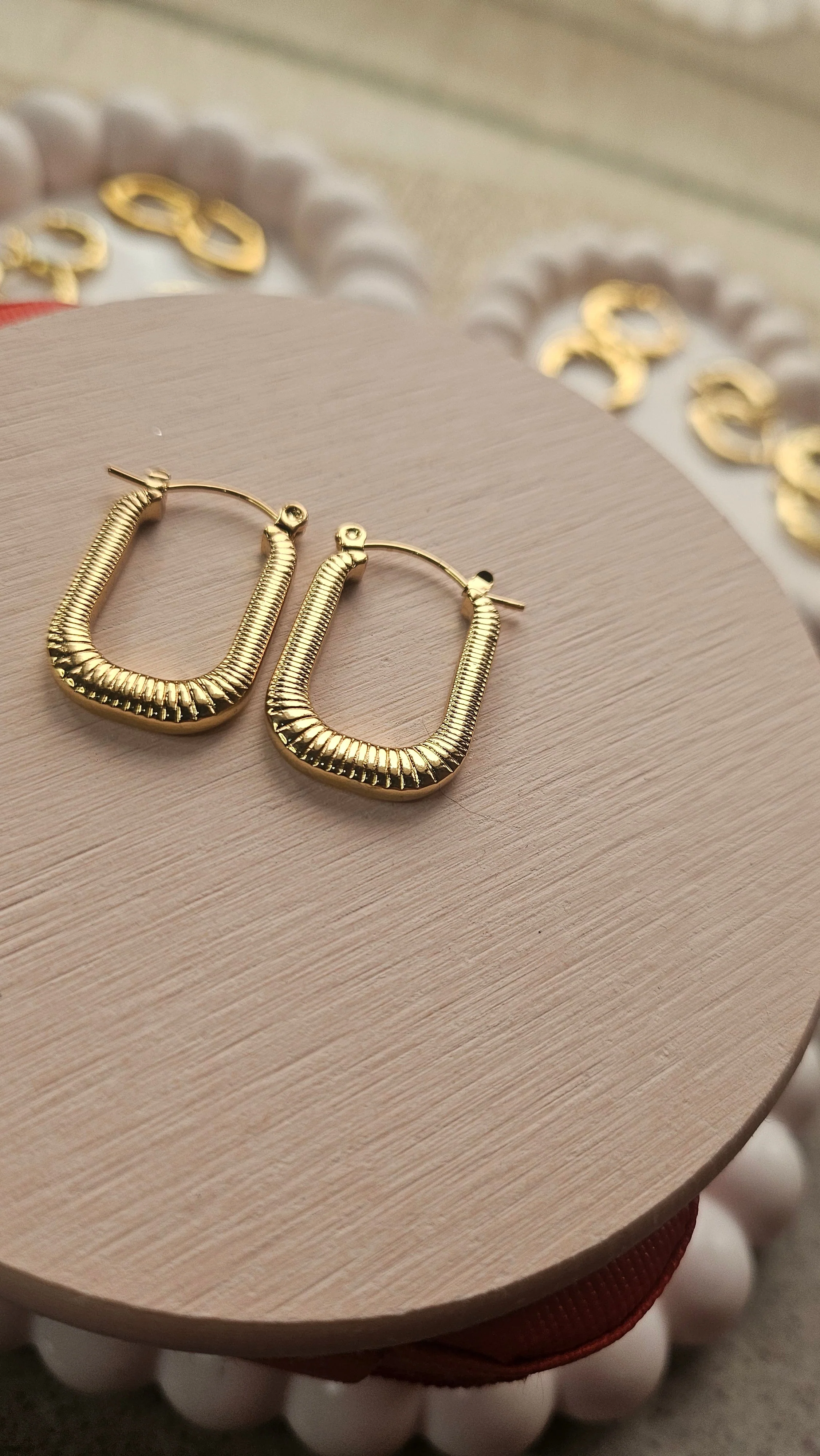 Gold Ribbed U-Shape Hoop Earrings - Image 2