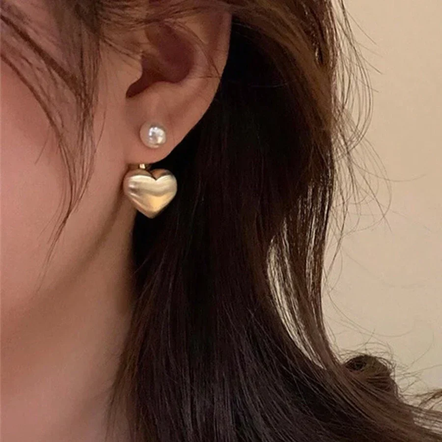 Golden Hearty Pearl Stud Earring - Image 3