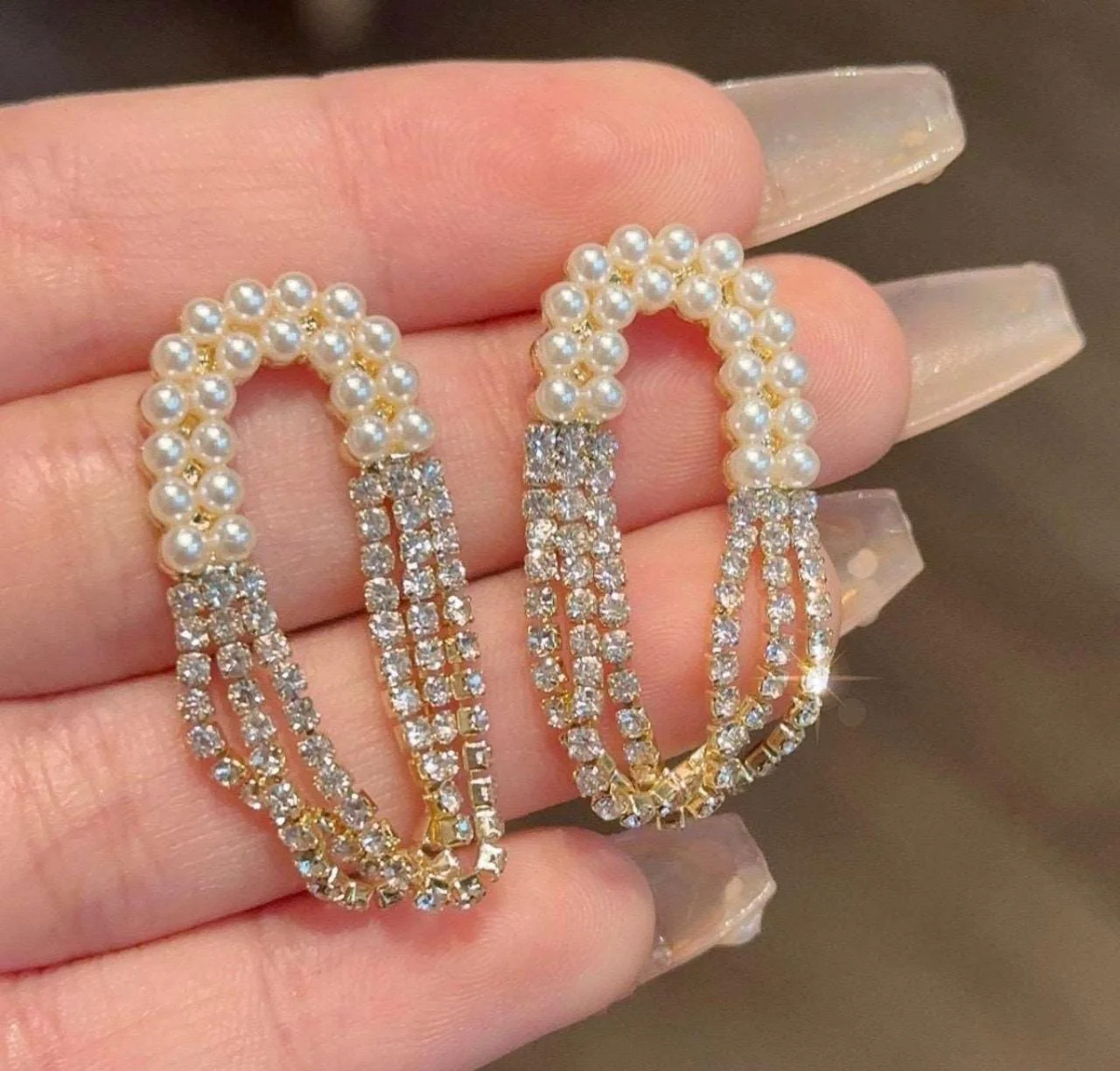 Golden Queen Charlotte — Buy Any 5 for Rs. 599 - Image 2