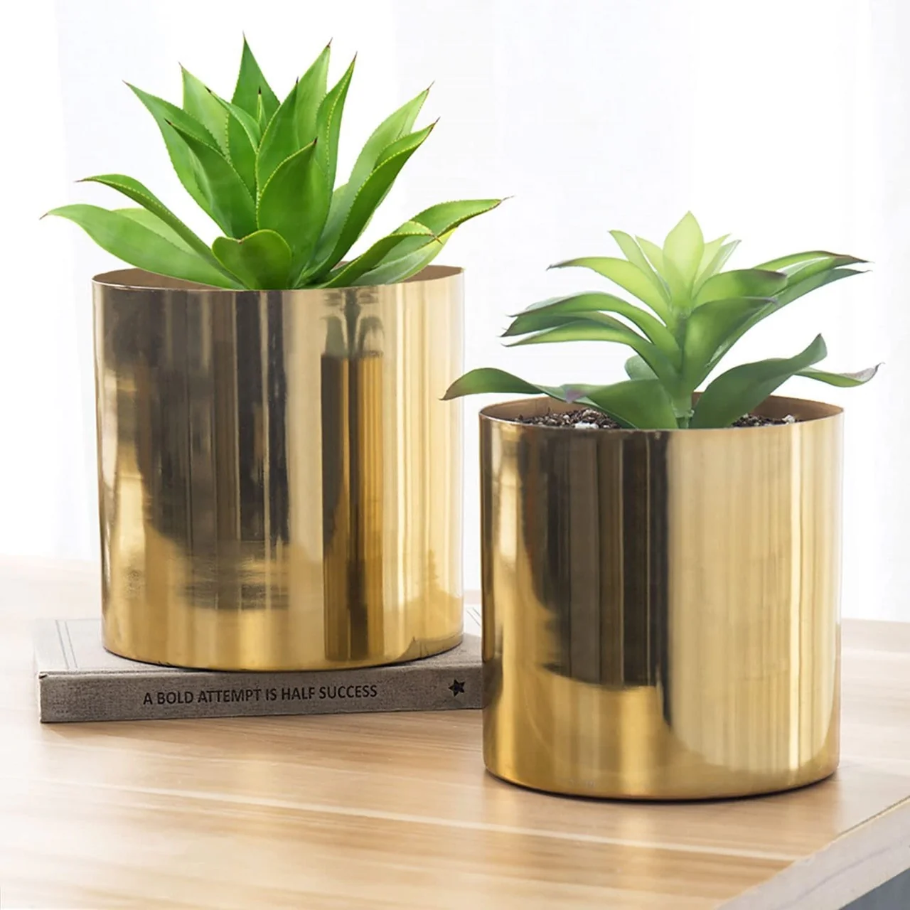 Grace Gold Metal Pot - Image 2