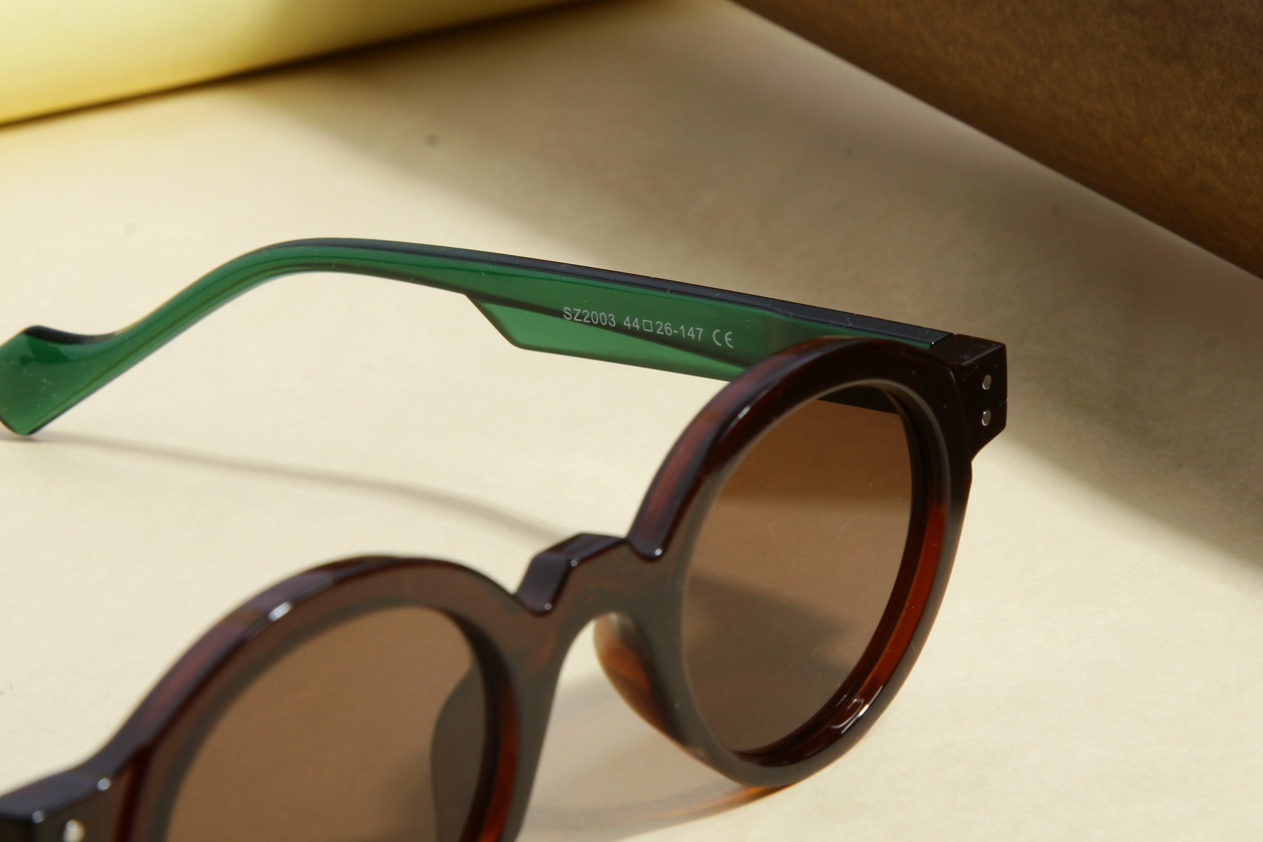 Green Brown Brown SZ 2003 Round Sunglasses - Image 5