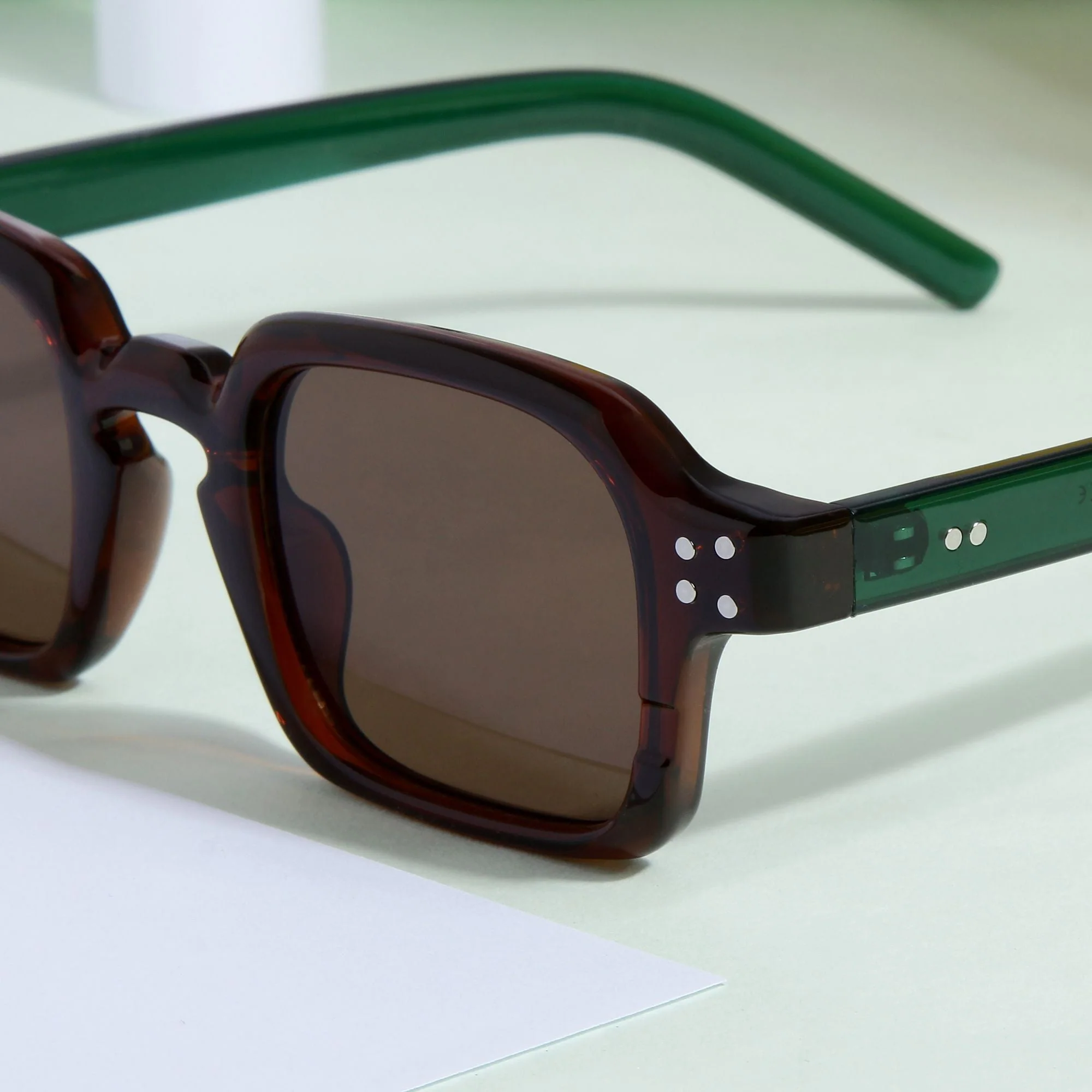 Green Brown SZ 2005 Square Sunglasses - Image 2