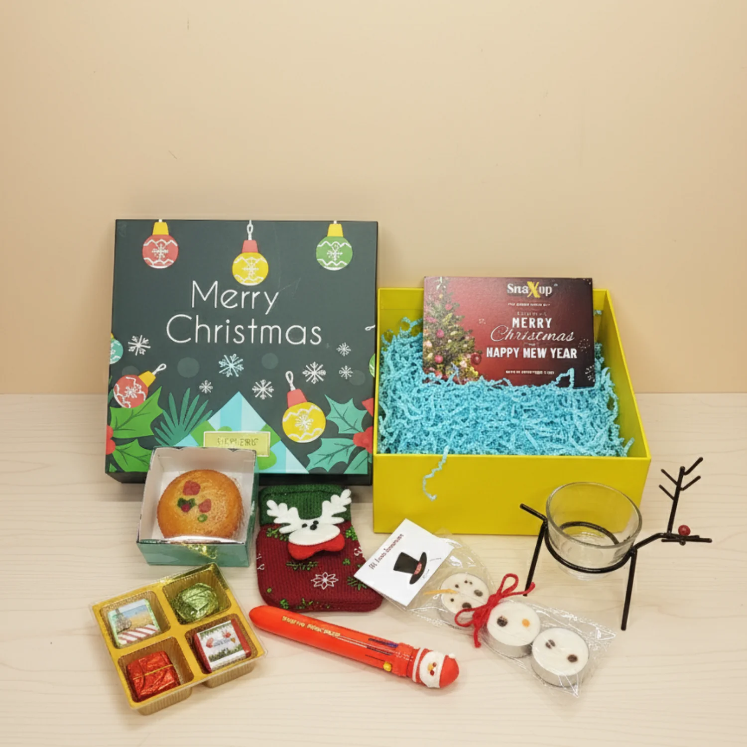 Green Christmas Box - Image 3