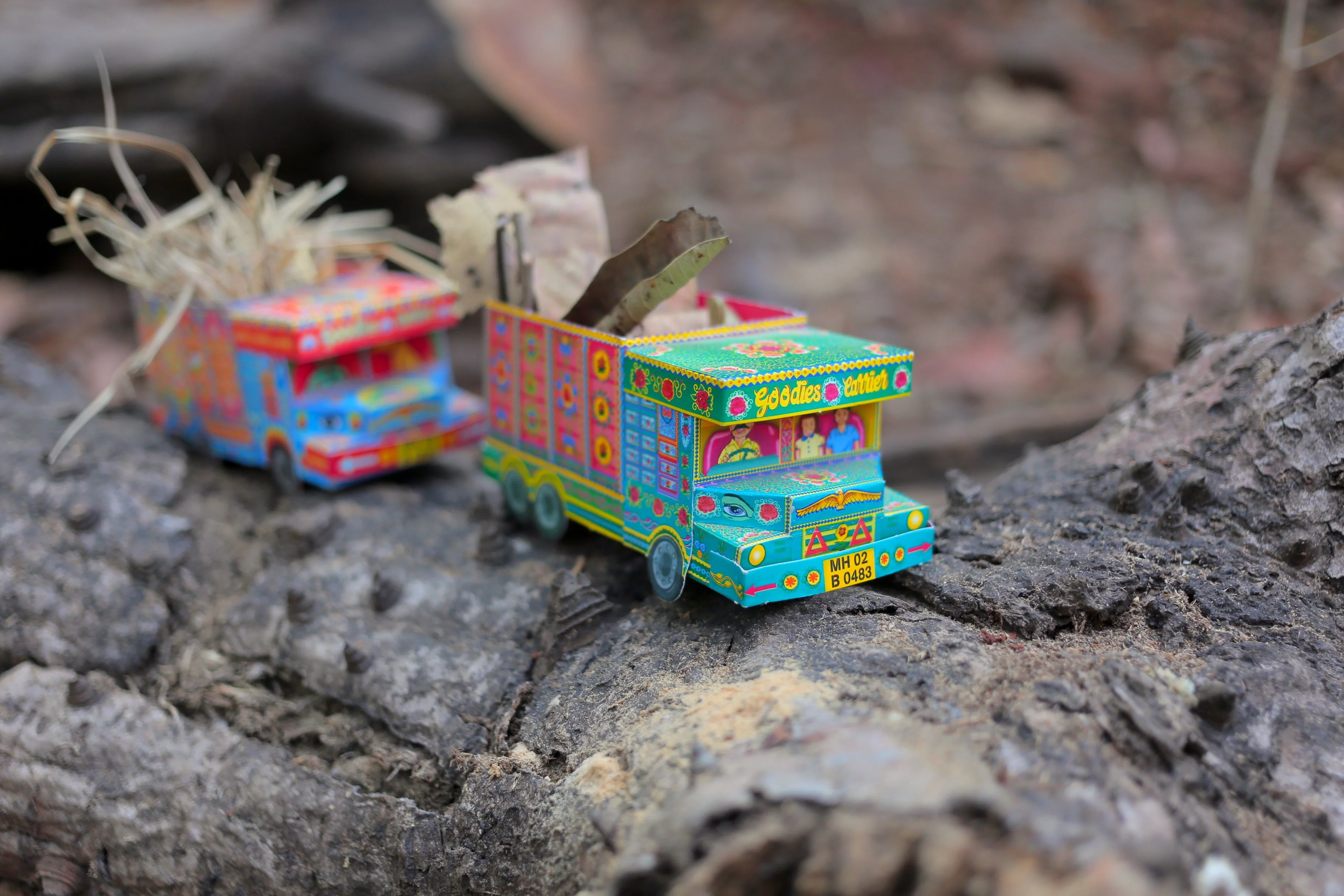 Green ‘Goodies Carrier’ Truck container DIY Paper Craft Kit - Image 12
