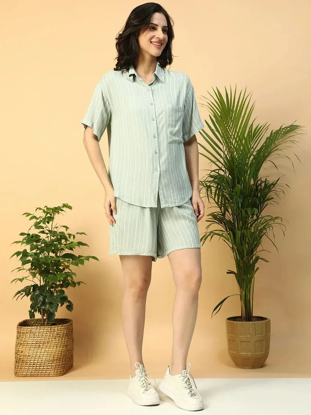 Green Stripe Print Collared Shirt With Elasticated Shorts Women Co-ord Set - Image 3