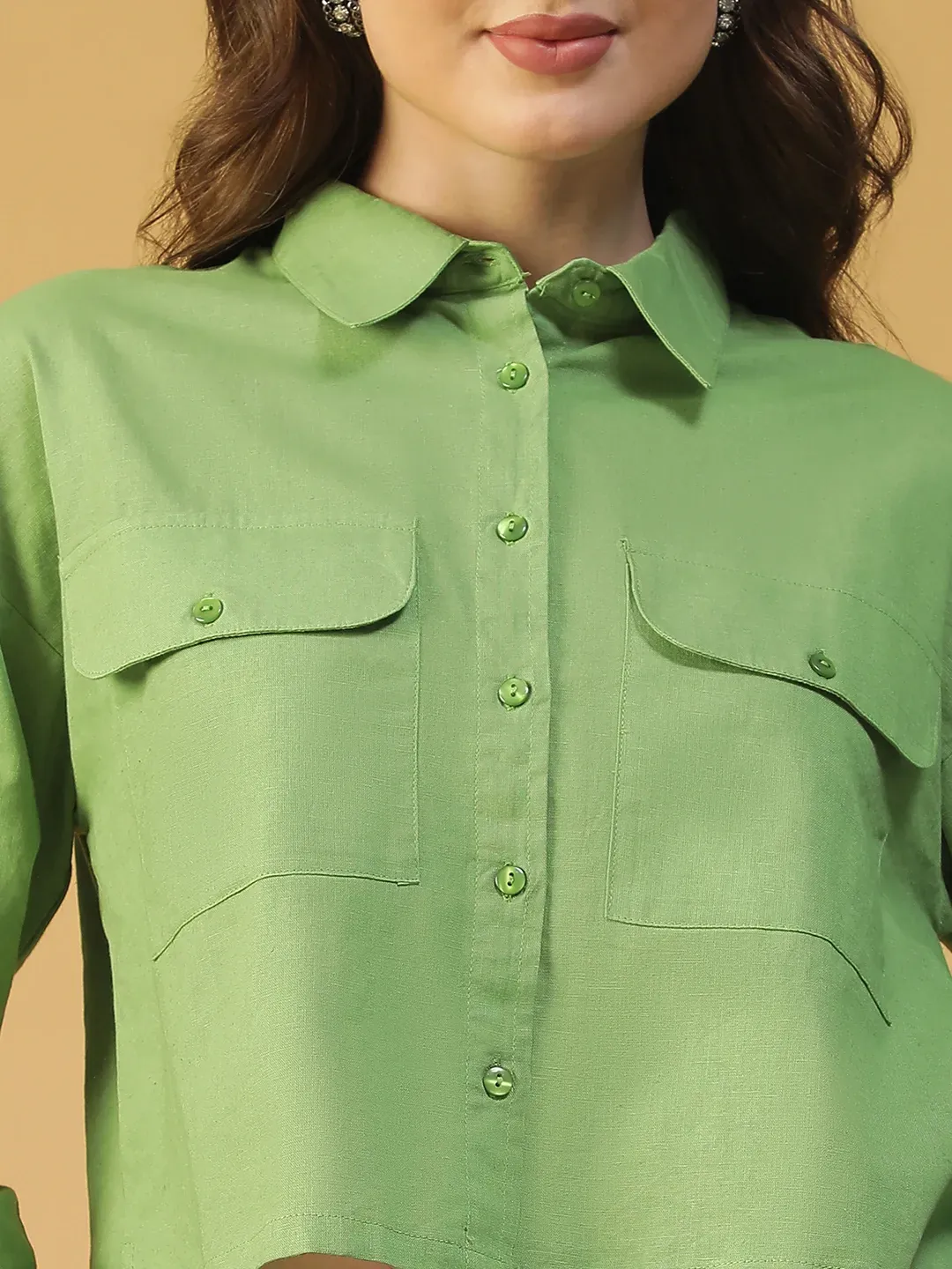 Green Women’s Shirt with Collar & Button-Down Front - Image 2
