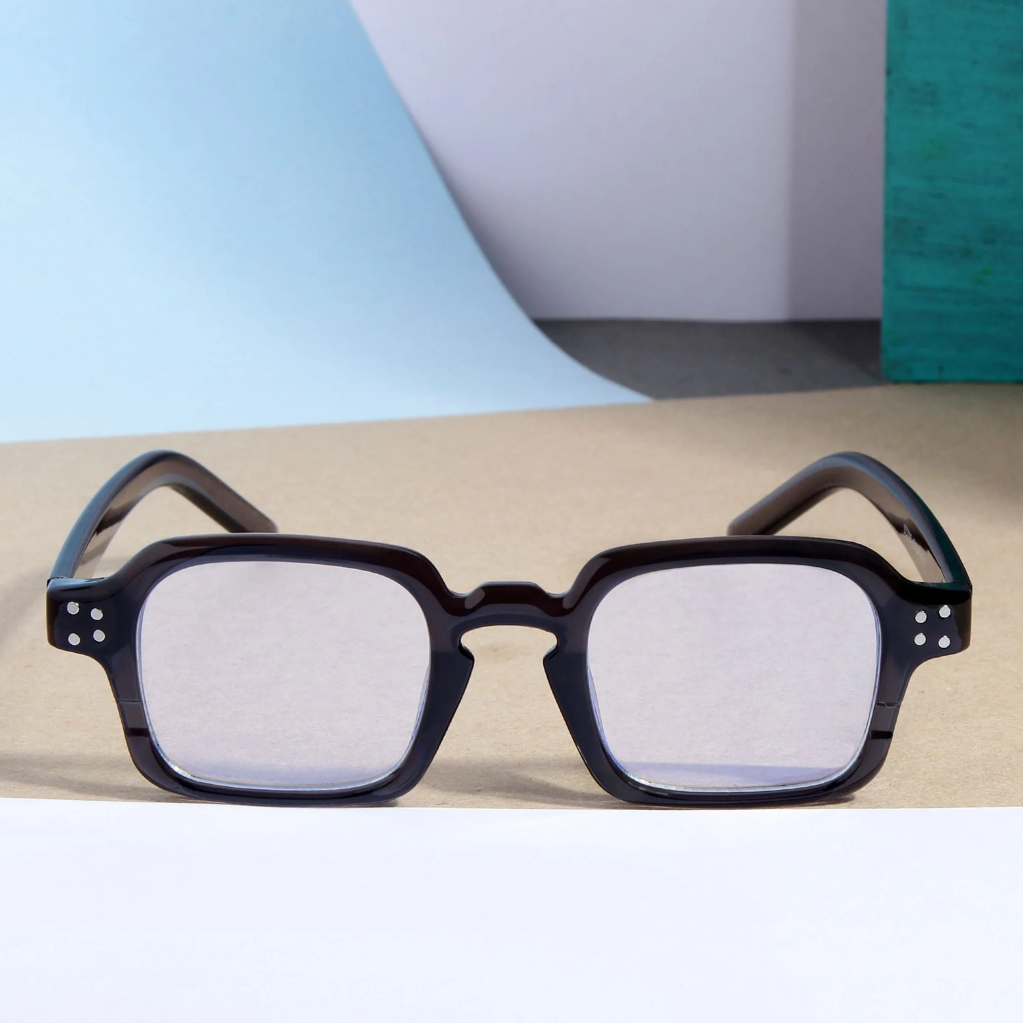 Grey Clear SZ 2005 Square Sunglasses - Image 3